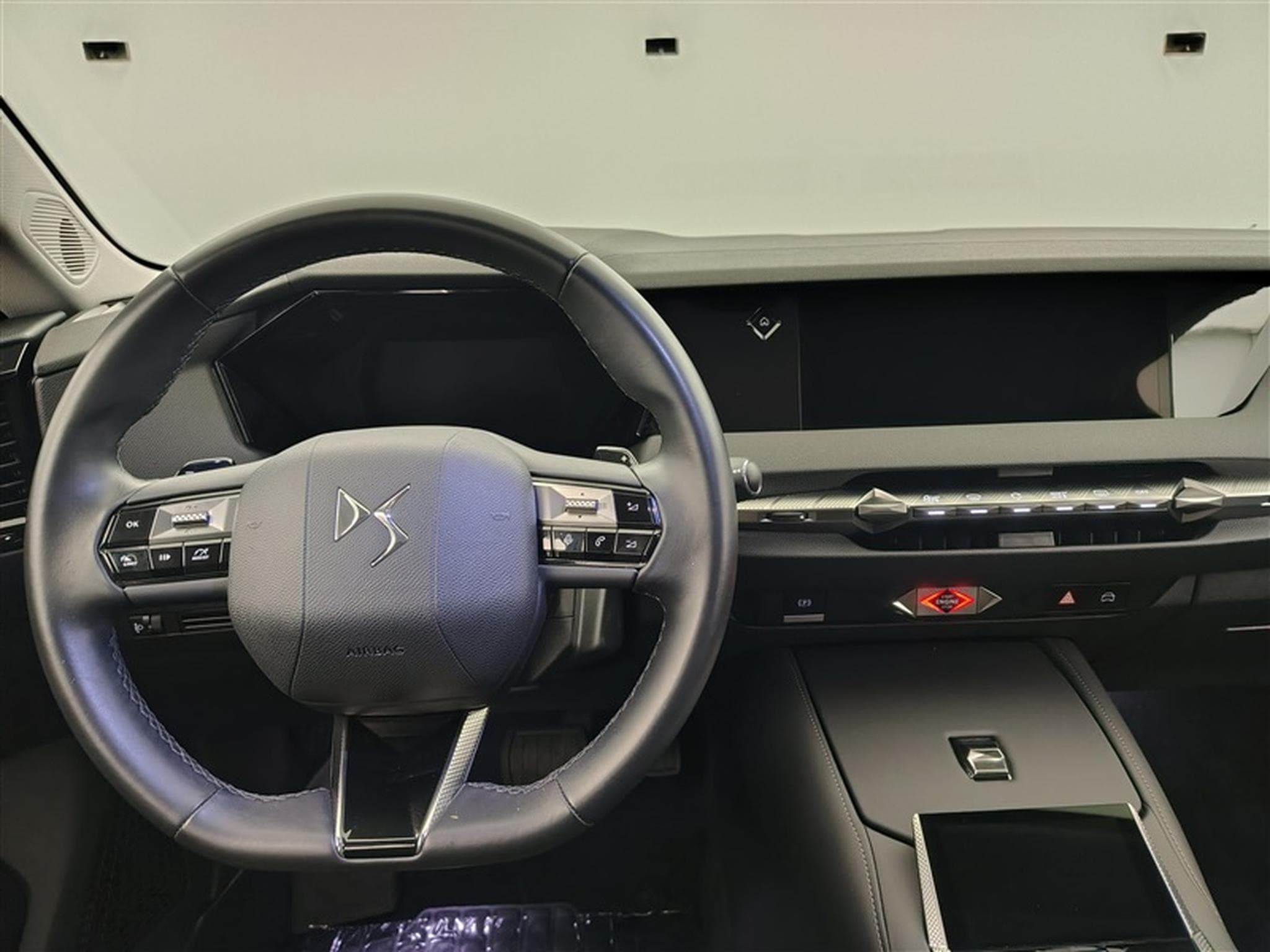 DS Automobiles DS4 1.2 PureTech 130cv EAT8 BASTILLE NAVI / FULL LED (2022) - Photo 9