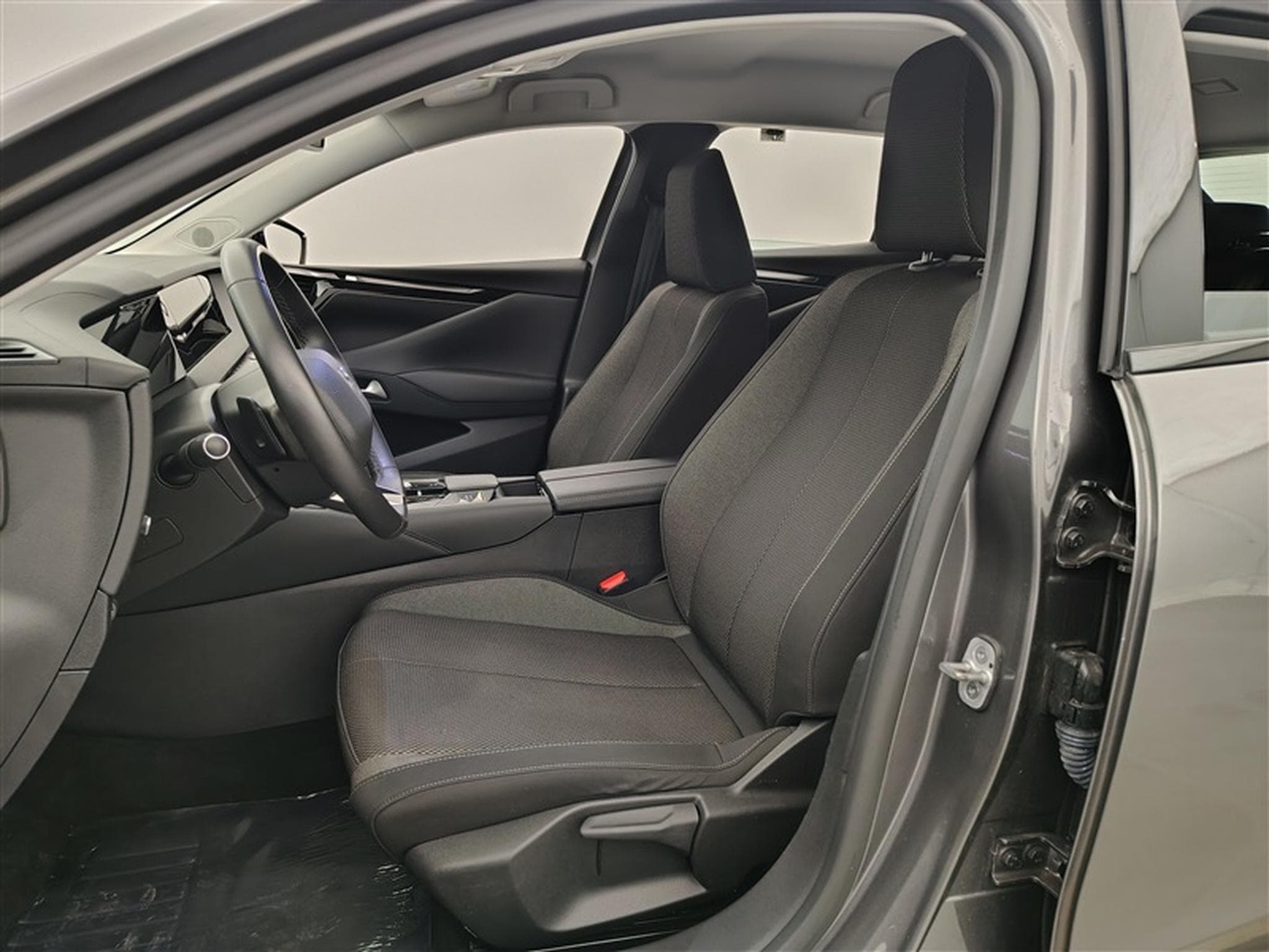 DS Automobiles DS4 1.2 PureTech 130cv EAT8 BASTILLE NAVI / FULL LED (2022) - Photo 7