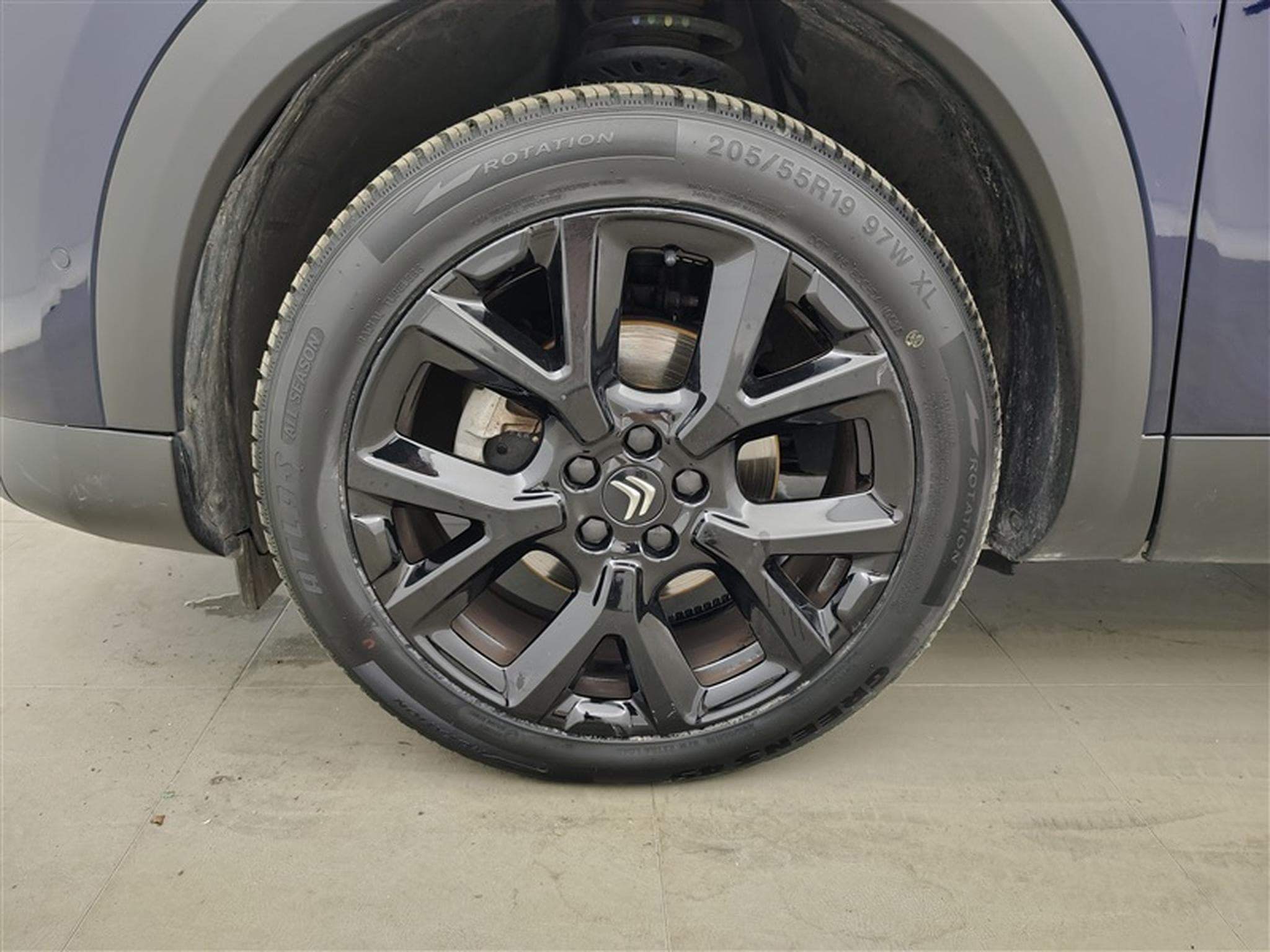 Citroen C5 Aircross 1.5 BlueHDi MAX PACK BLACK + TECHNO NAVI / CUIR / FULL LED (2024) - Foto 6
