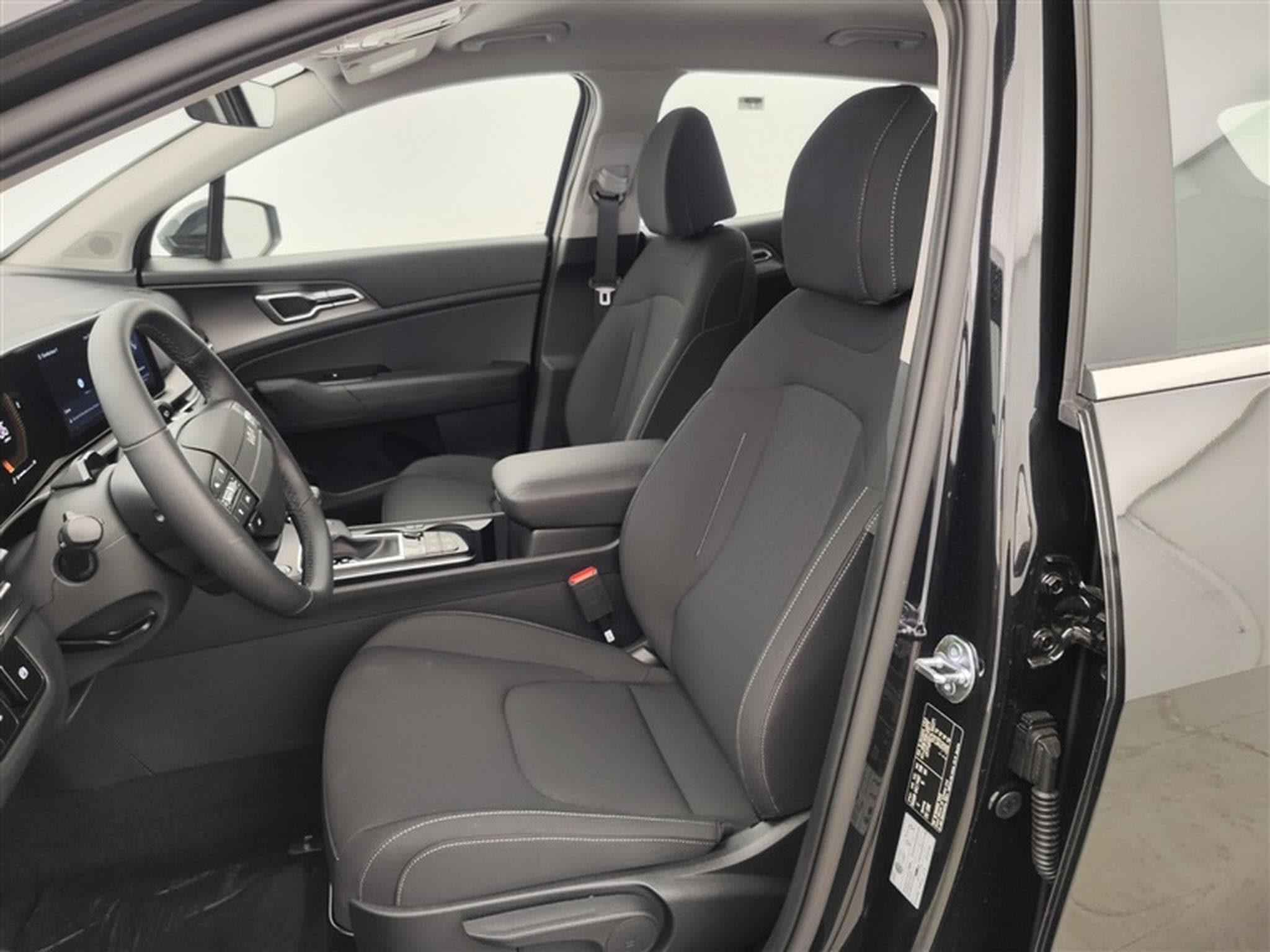 Kia Sportage 1.6 T-GDi 150cv DCT LX NAVI / FULL LED / CAMERA / KEYLESS (2026) - Photo 7