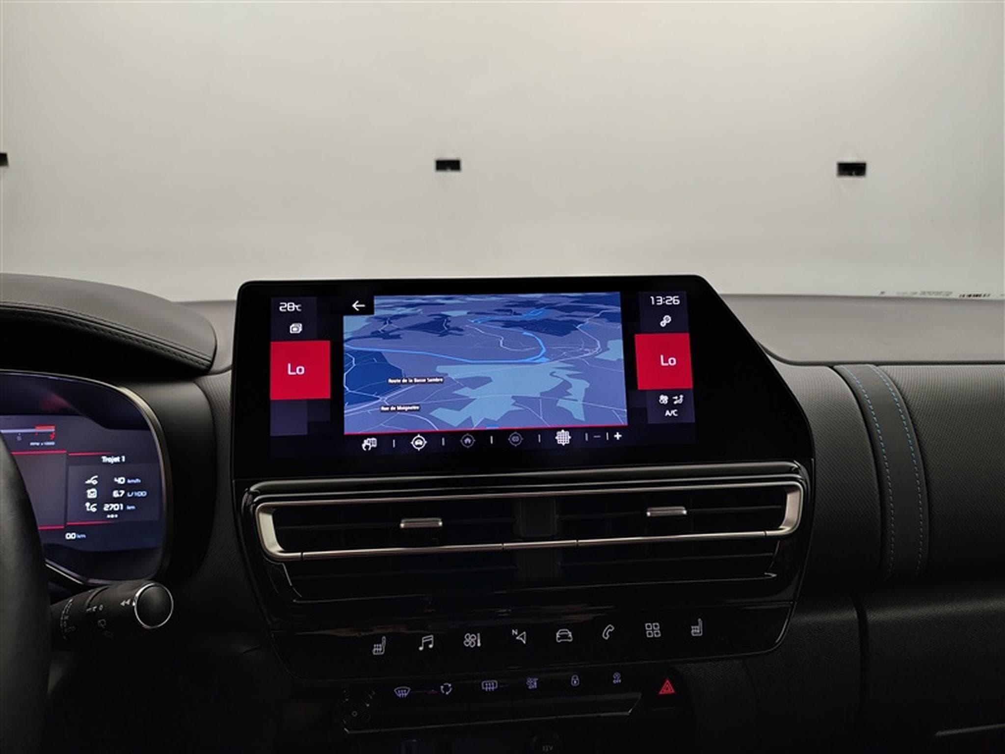 Citroen C5 Aircross 1.5 BlueHDi MAX PACK BLACK + TECHNO NAVI / CUIR / FULL LED (2024) - Foto 11