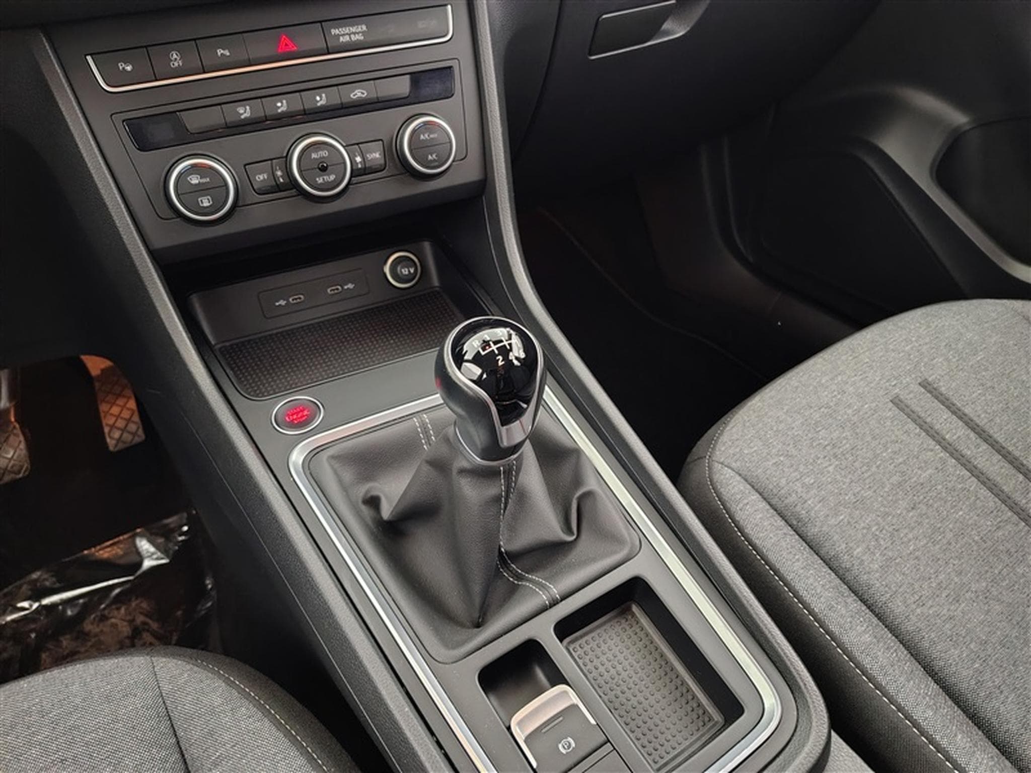 Seat Ateca 1.0 TSI Move! NAVI/FULL LED/JA17/PDC (2022) - Foto 12
