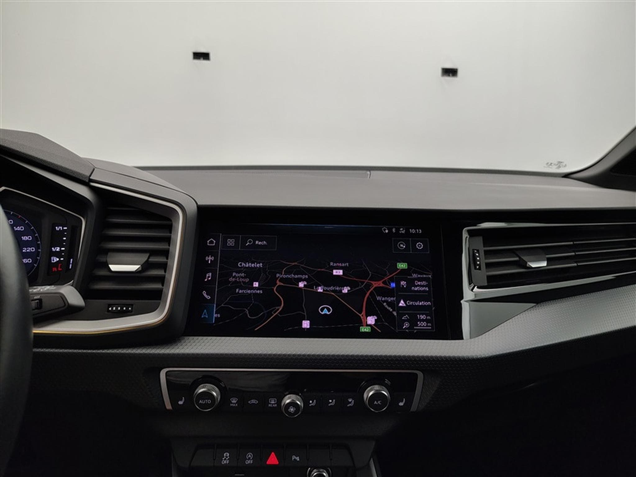 Audi A1 Sportback 30 TFSI S line CUIR/NAVI/FULL LED/JA18 (2020) - Foto 11