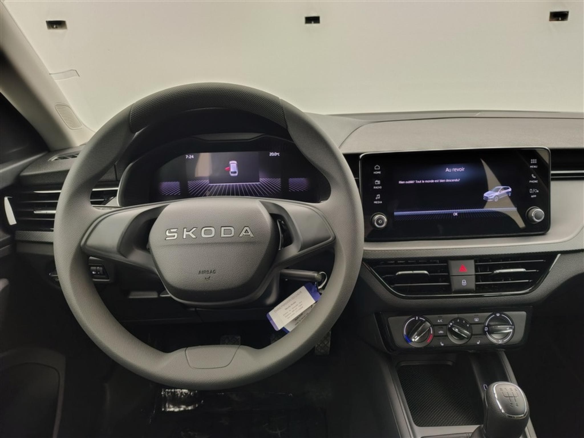 Skoda Scala 1.0 TSI 95cv Clever CARPLAY / FULL LED / PDC AR (2026) - Foto 9