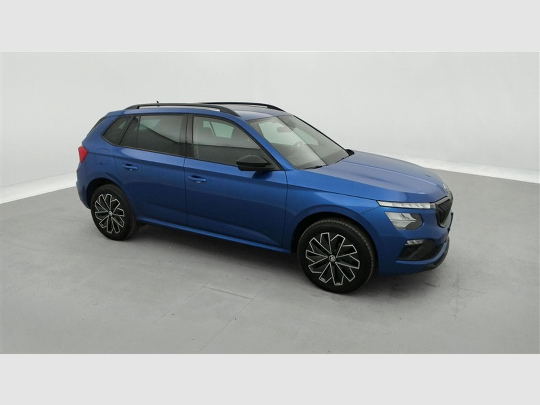 Skoda Kamiq 1.0 TSI 115Cv DSG7 Black Dots CARPLAY / CAMERA / FULL LED (2024) - Foto 22