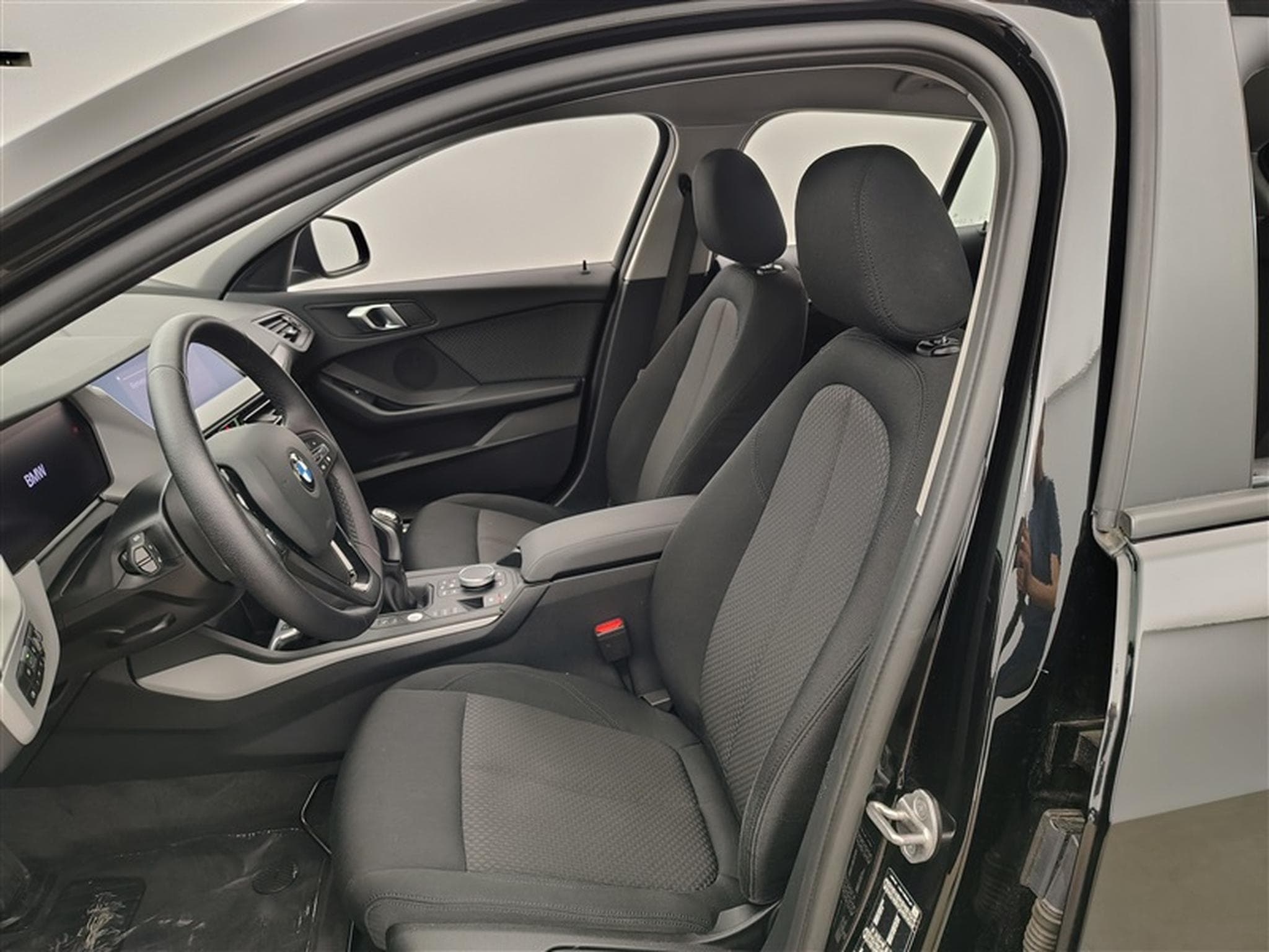 BMW 116 116 d Business NAVI/FULL LED/JA16/PDC AV AR (2023) - Photo 7