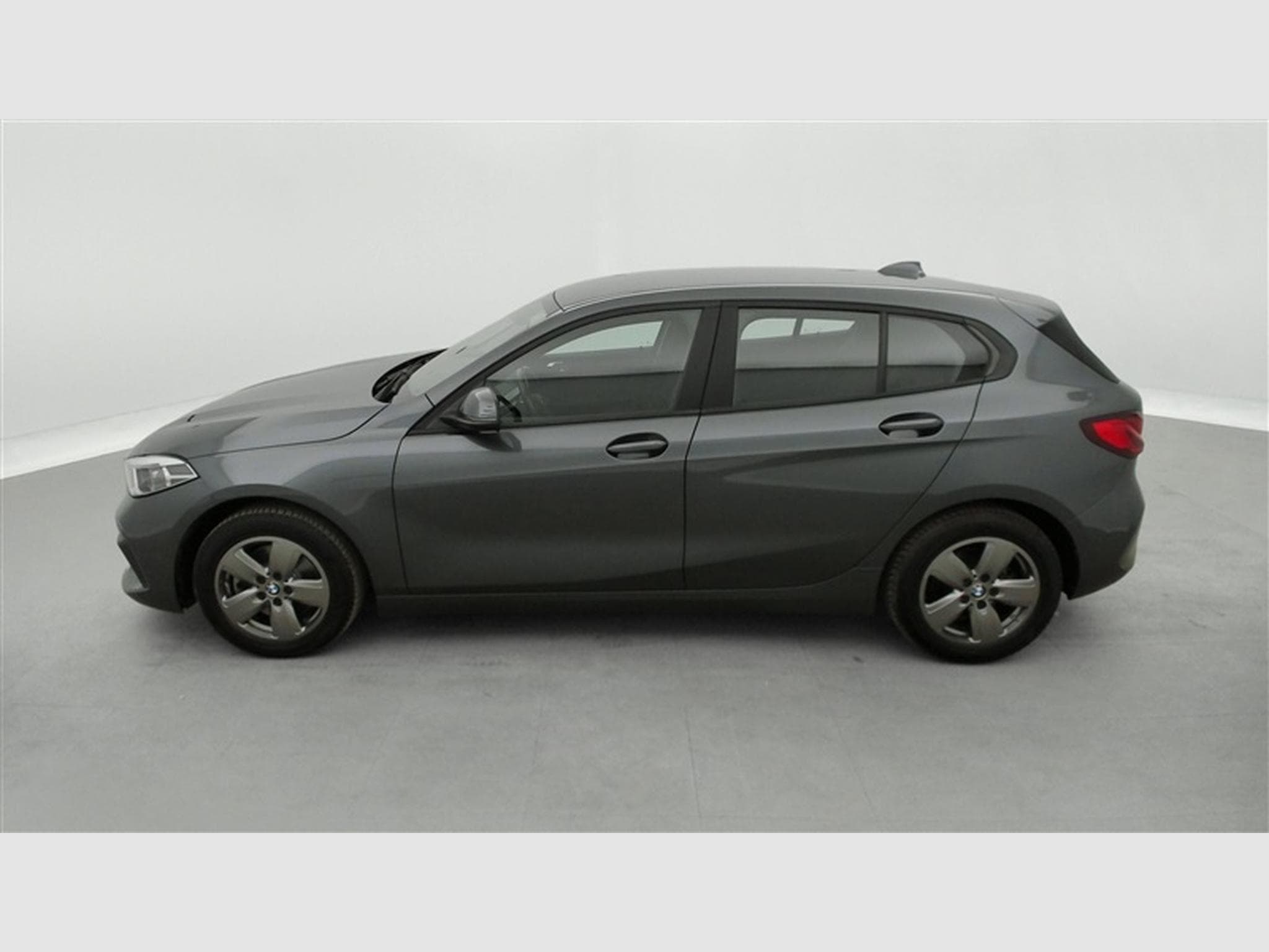 BMW 116 i Business Line NAVI / FULL LED / ALU / PDC (2021) - Photo 3
