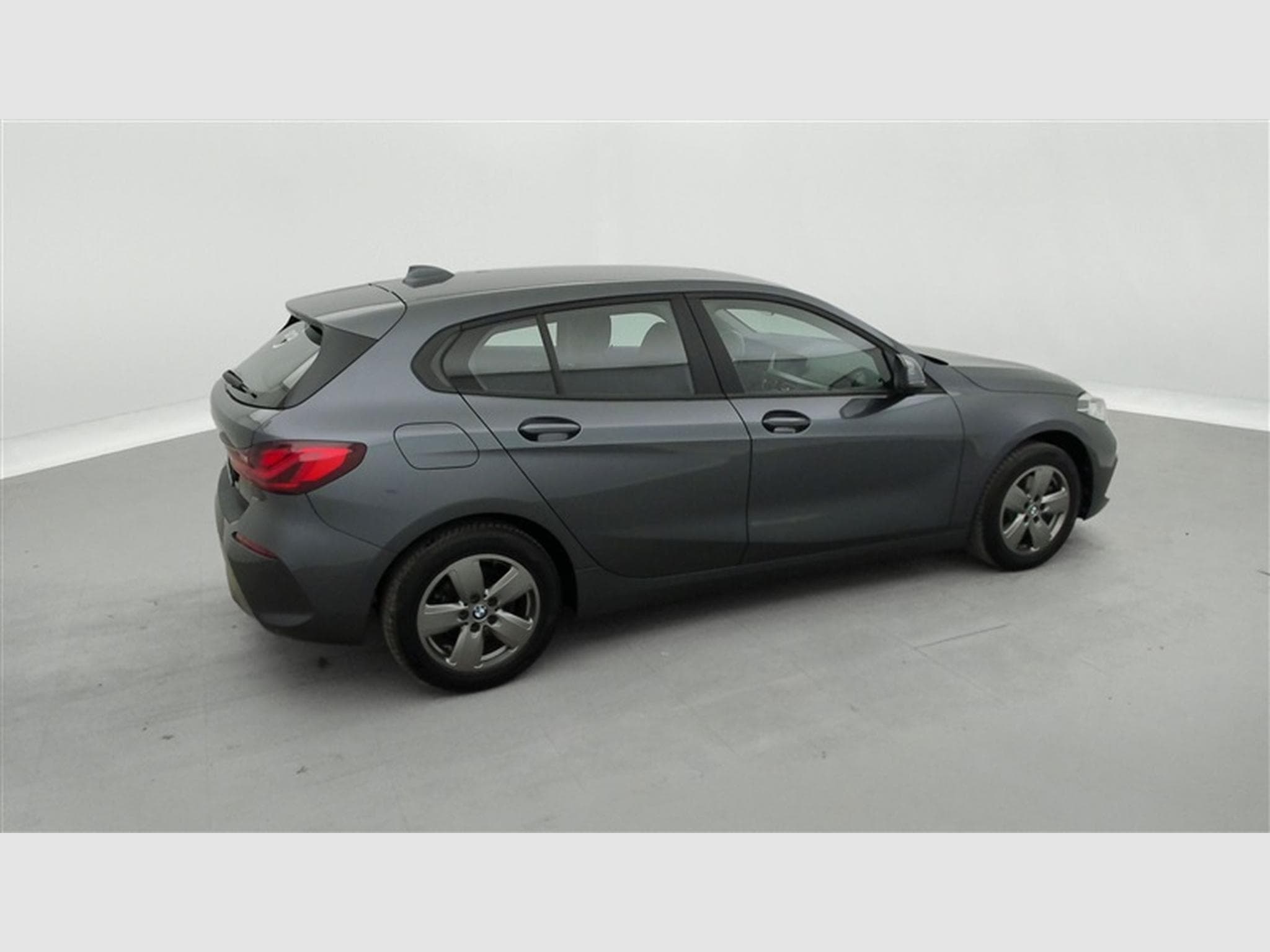 BMW 116 i Business Line NAVI / FULL LED / ALU / PDC (2021) - Photo 25