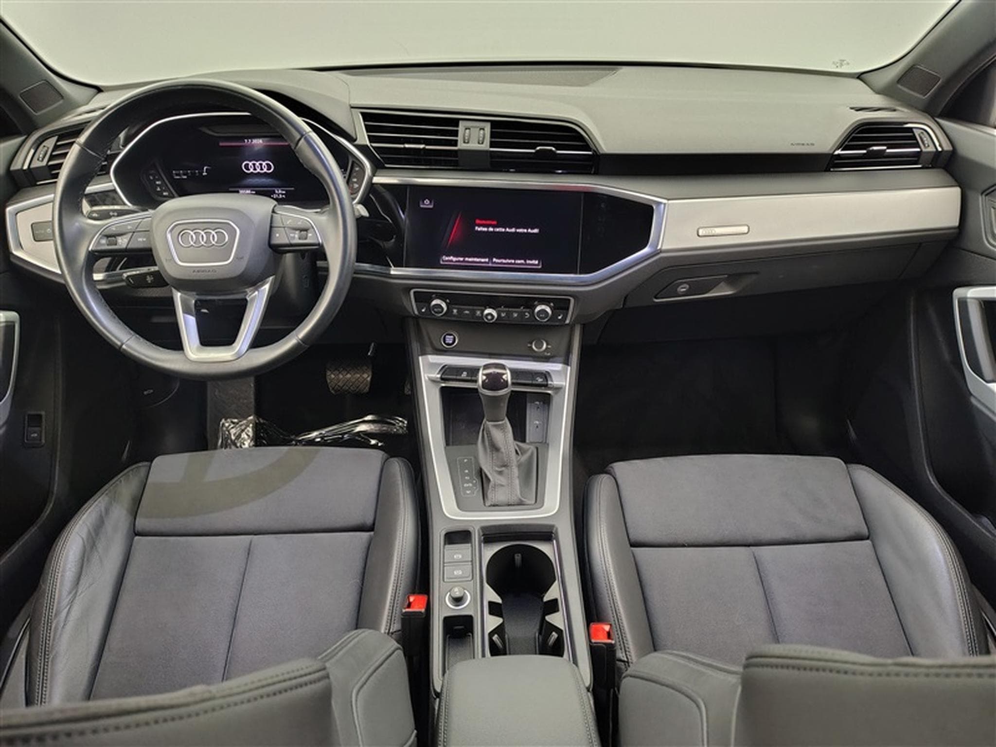 Audi Q3 35 TFSI S-line **NAVI/CAM/ALCANTARA/AUTO** (2023) - Foto 8