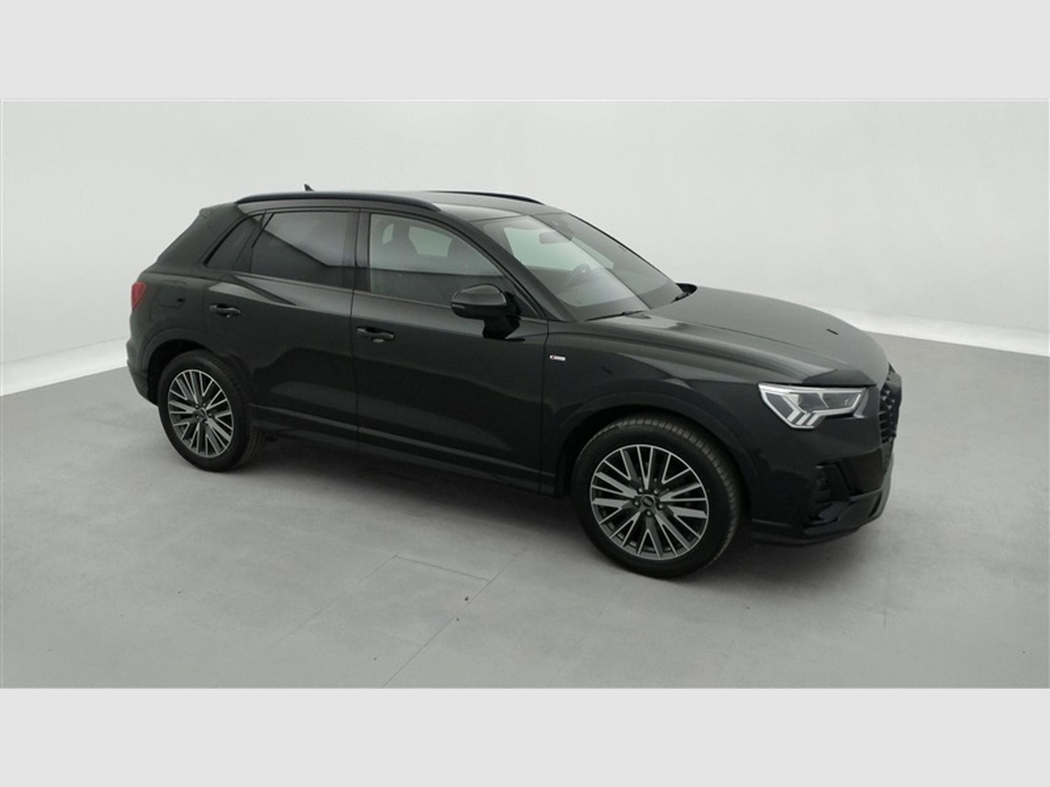 Audi Q3 35 TFSI S-line **NAVI/CAM/ALCANTARA/AUTO** (2023) - Foto 24