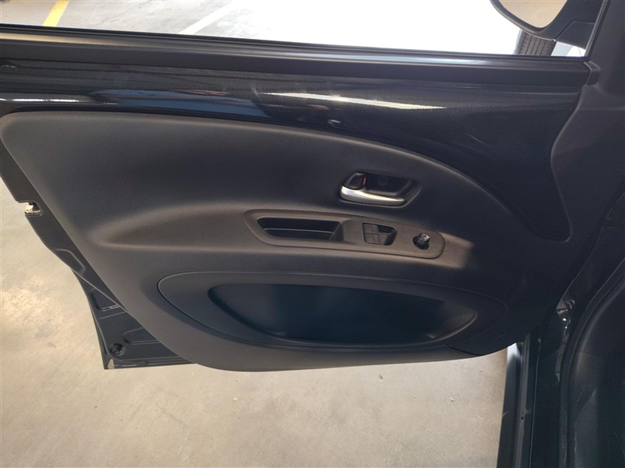 Toyota Aygo 1.0i VVT-i Play CARPLAY / CAMERA (2024) - Foto 17