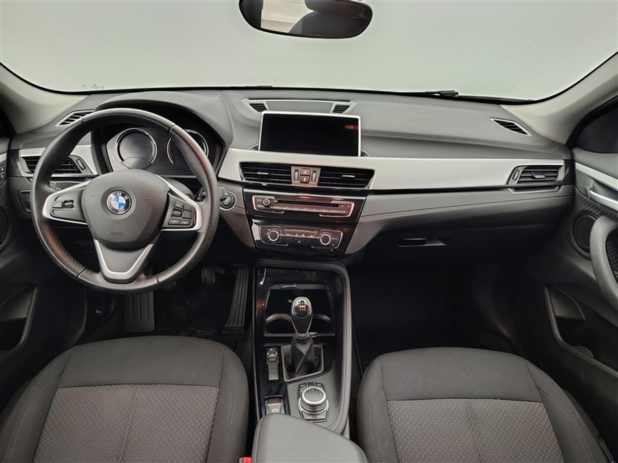 BMW X2 1.5 d sDrive16 Business NAVI/FULL LED/JA17 (2021) - Photo 8