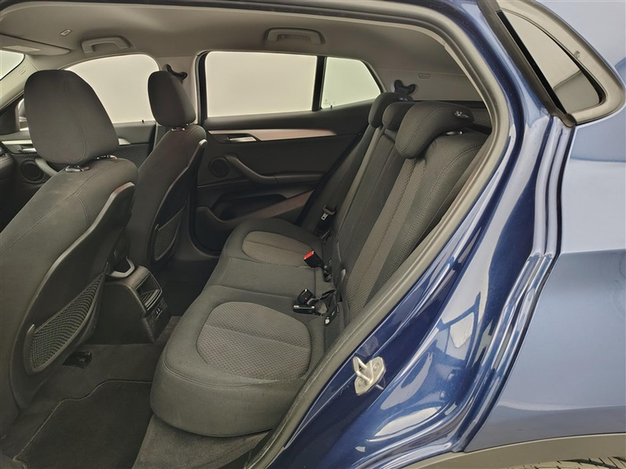 BMW X2 1.5 d sDrive16 Business NAVI/FULL LED/JA17 (2021) - Photo 13