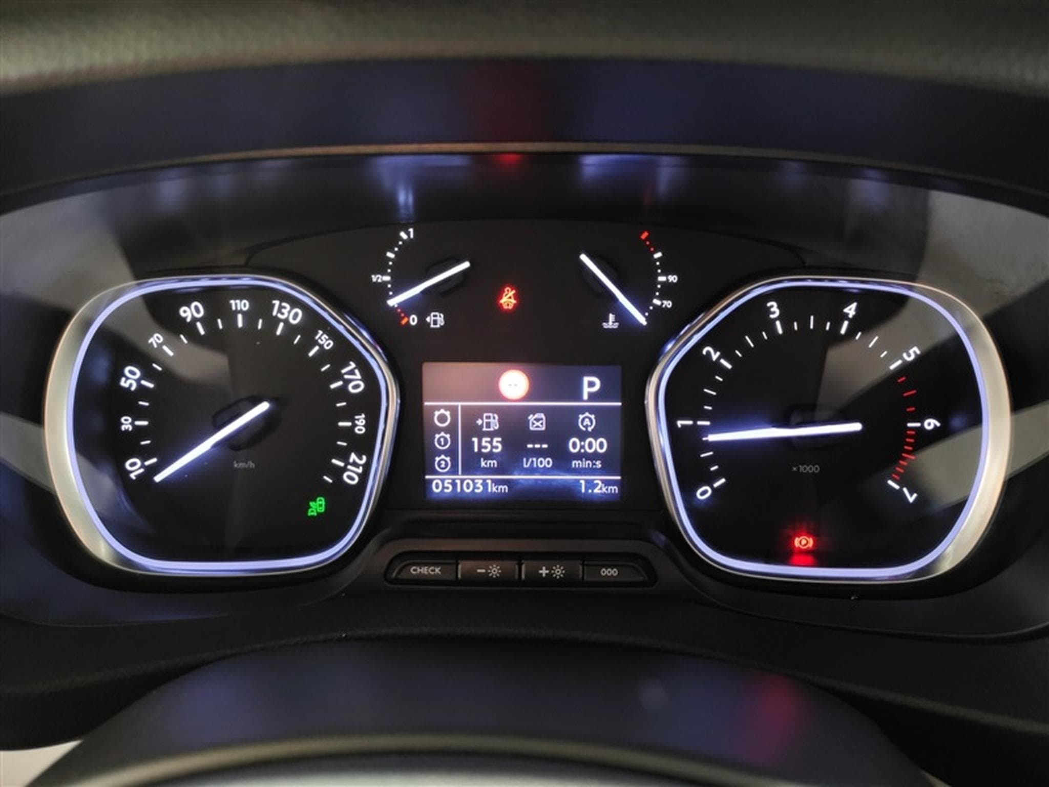 Toyota Proace Auto VIP 6 Pl LONG Cuir / Navi CarPlay / PDC / Caméra /... (2024) - Foto 10