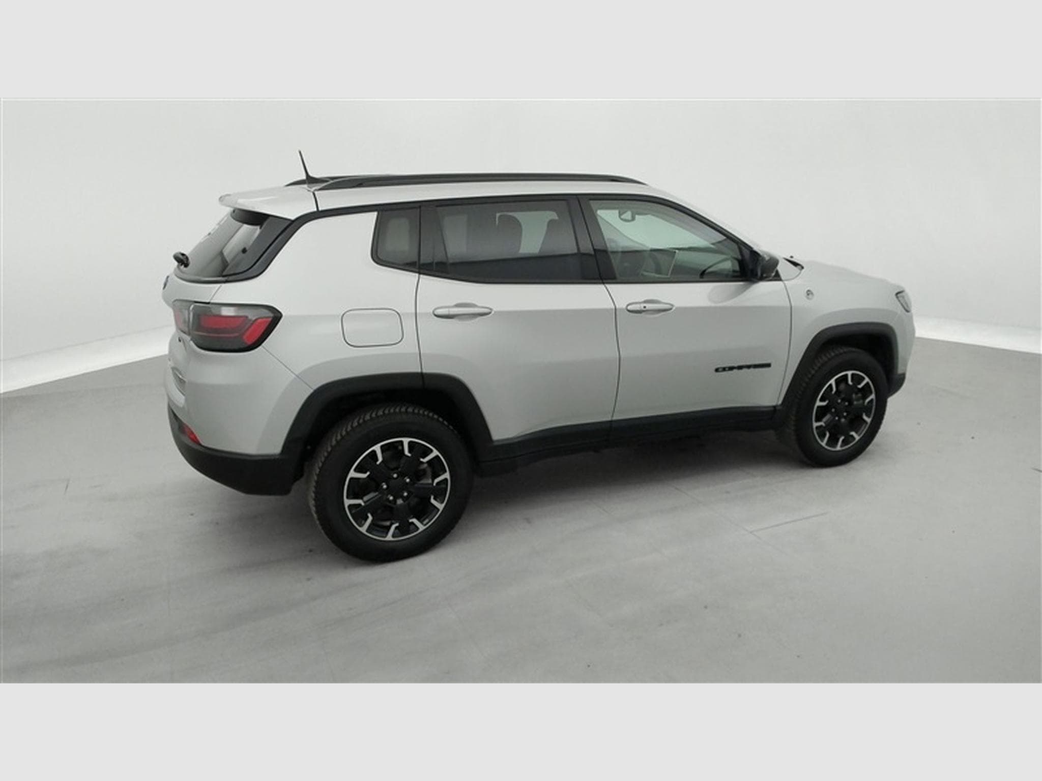 Jeep Compass 1.3 Turbo eAWD PHEV Trailhawk NAVI / FULL LED / CUIR PARTIEL (2023) - Foto 25