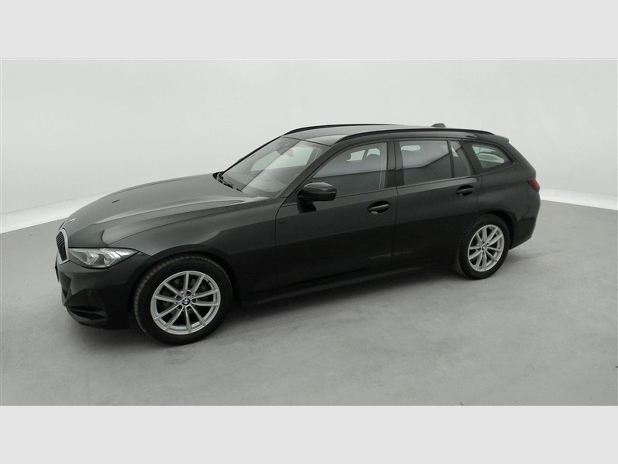BMW 318 318iA Touring  Navi Cockpit / Led / PDC av+ar (2024) - Foto 22