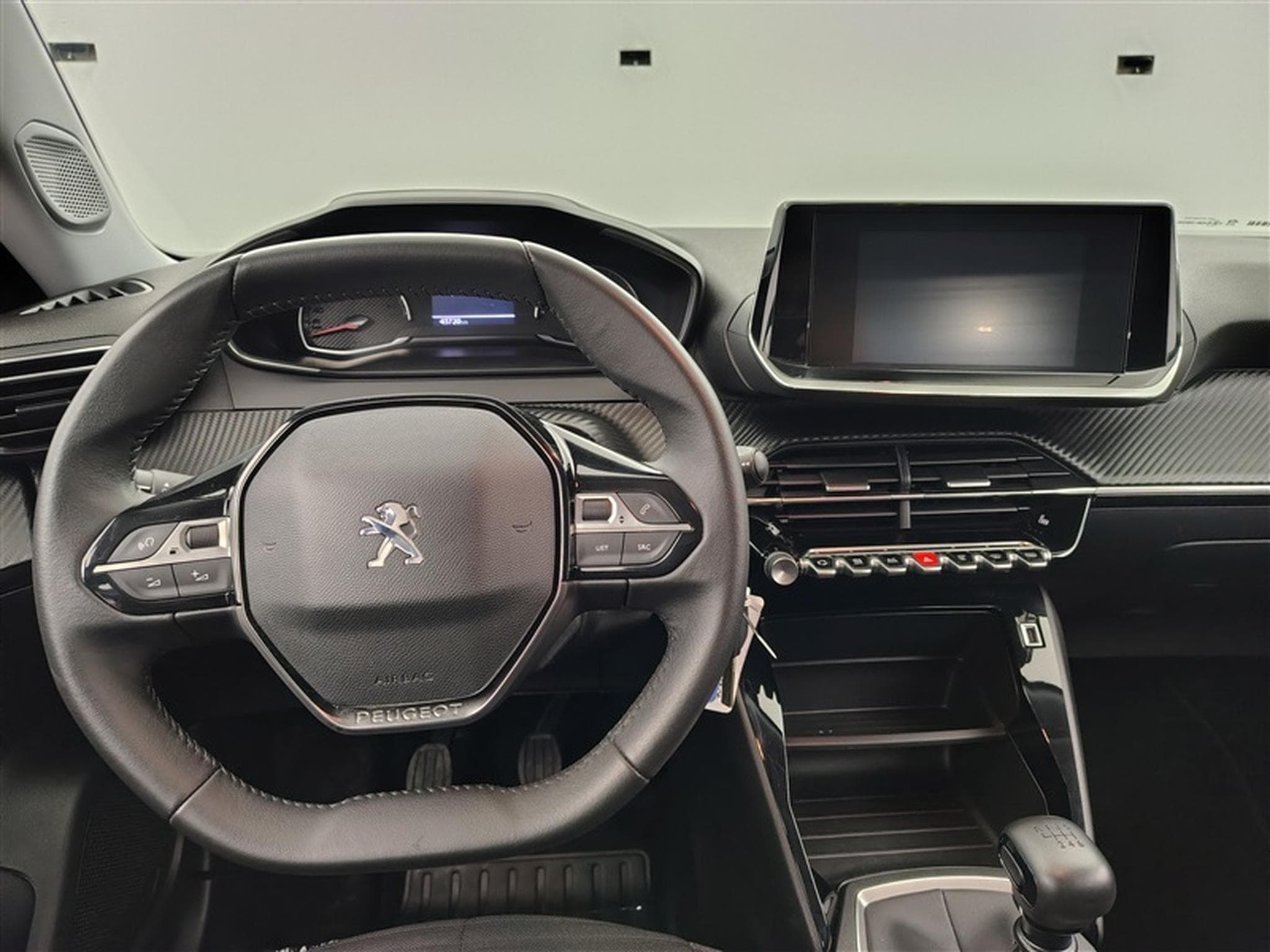 Peugeot 2008 1.2 PureTech Active S&S (EU6.3) (2021) - Photo 9