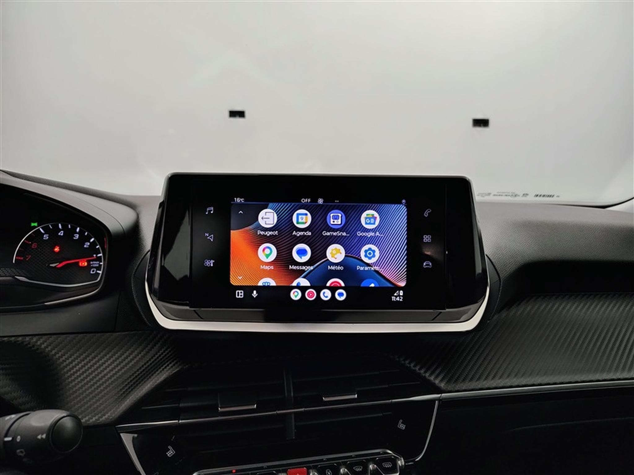 Peugeot 2008 1.2 PureTech Active S&S (EU6.3) (2021) - Photo 19