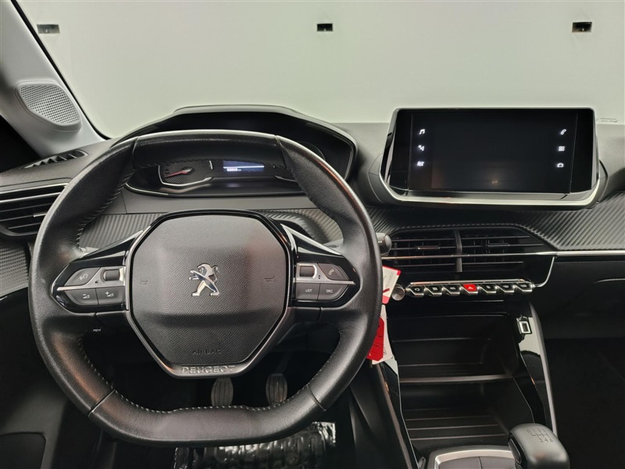 Peugeot 208 1.5 HDi Allure **NAVI/FULL LED/CAMERA** (2020) - Foto 9