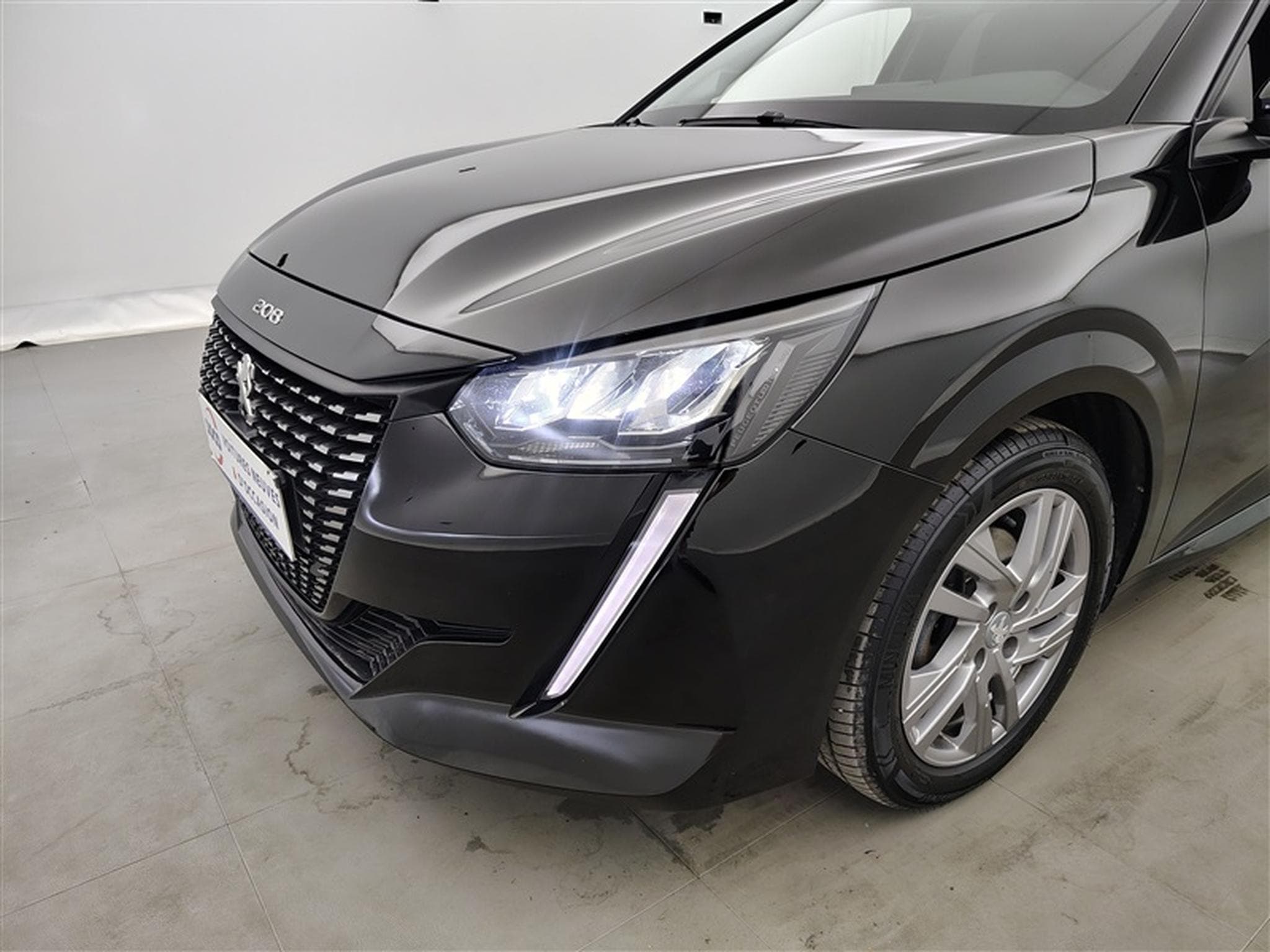 Peugeot 208 1.5 HDi Allure **NAVI/FULL LED/CAMERA** (2020) - Foto 15