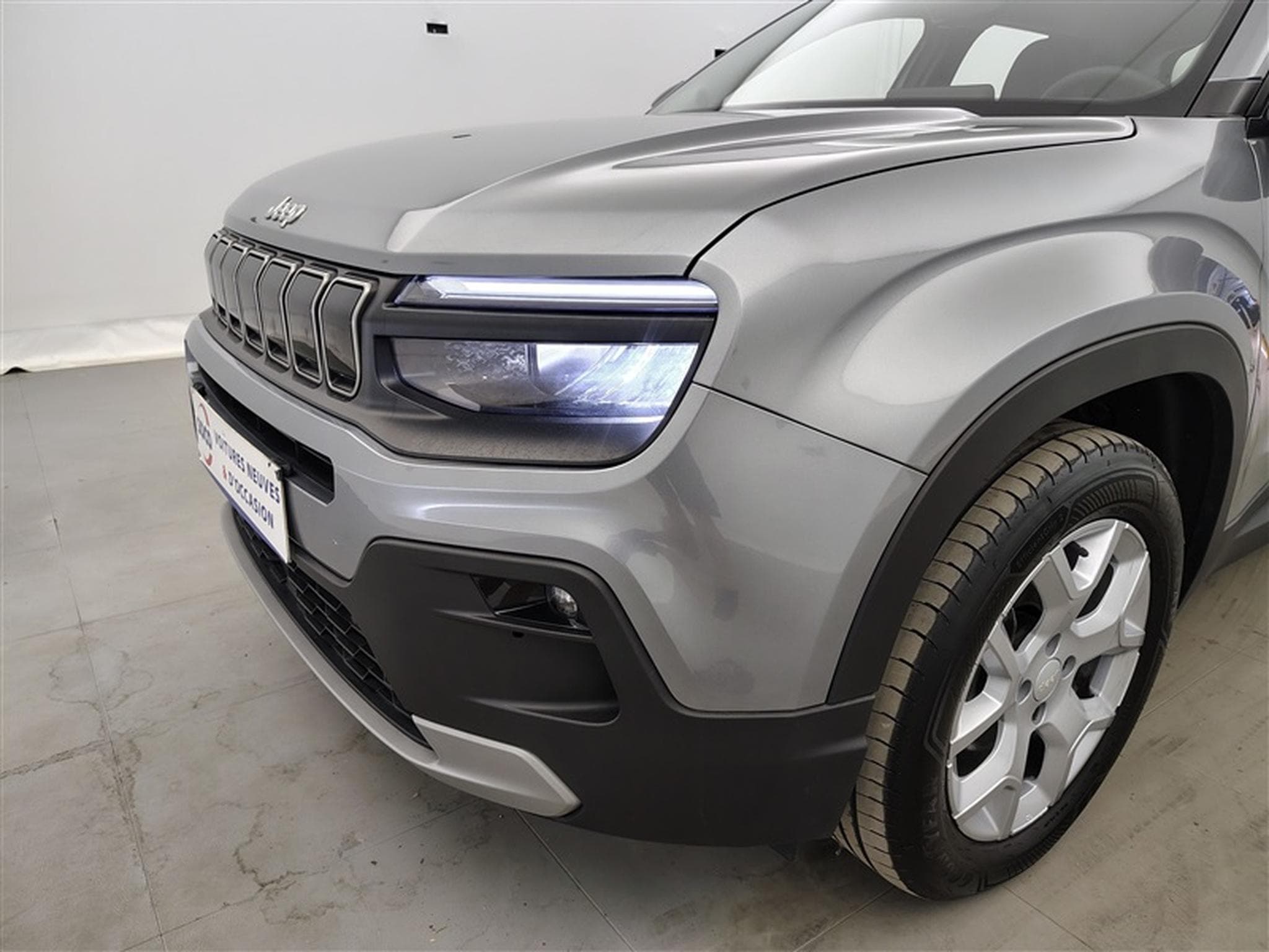Jeep Avenger 1.2 Turbo 100cv Altitude NAVI / FULL LED / CUIR PARTIEL /CAM (2025) - Photo 15