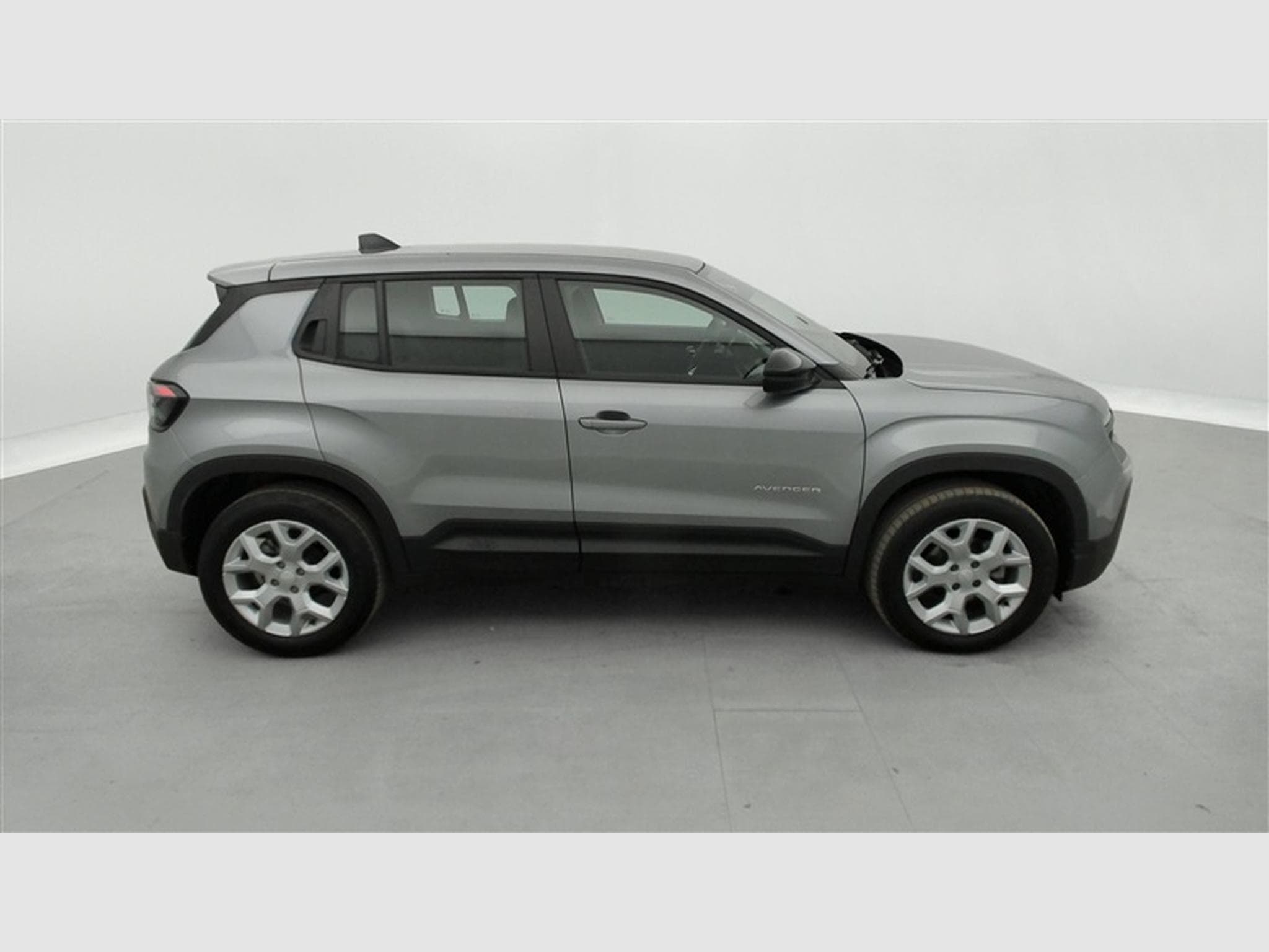 Jeep Avenger 1.2 Turbo 100cv Altitude NAVI / FULL LED / CUIR PARTIEL /CAM (2025) - Photo 24