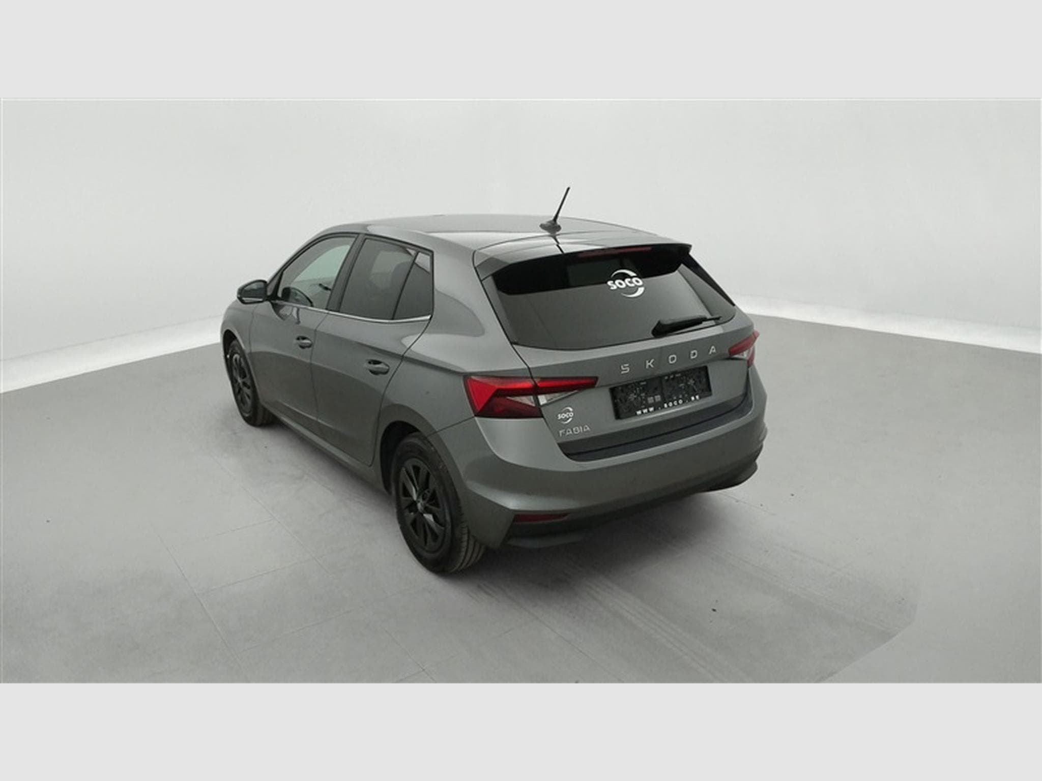 Skoda Fabia 1.0 TSI 95cv Selection CARPLAY / FULL LED / PDC AR / JA 15" (2025) - Foto 2