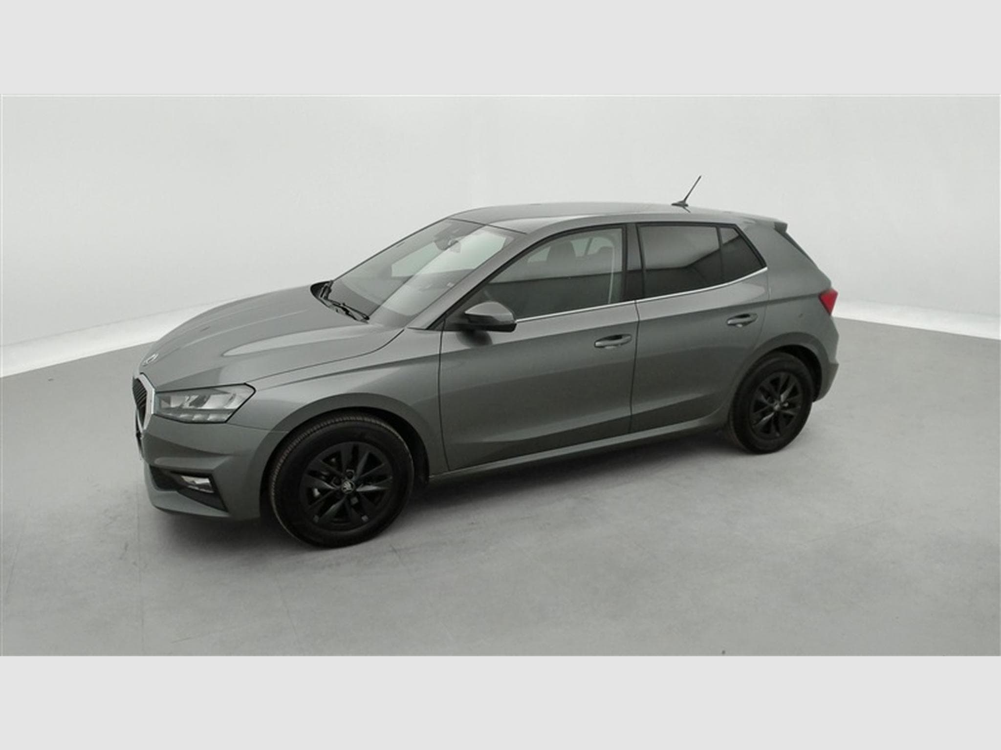 Skoda Fabia 1.0 TSI 95cv Selection CARPLAY / FULL LED / PDC AR / JA 15" (2025) - Foto 21