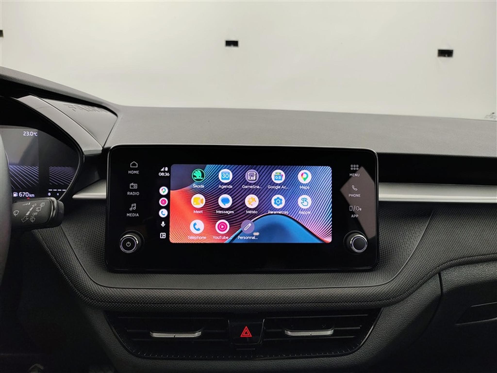 Skoda Fabia 1.0 TSI 95cv Selection CARPLAY / FULL LED / PDC AR / JA 15" (2025) - Foto 20