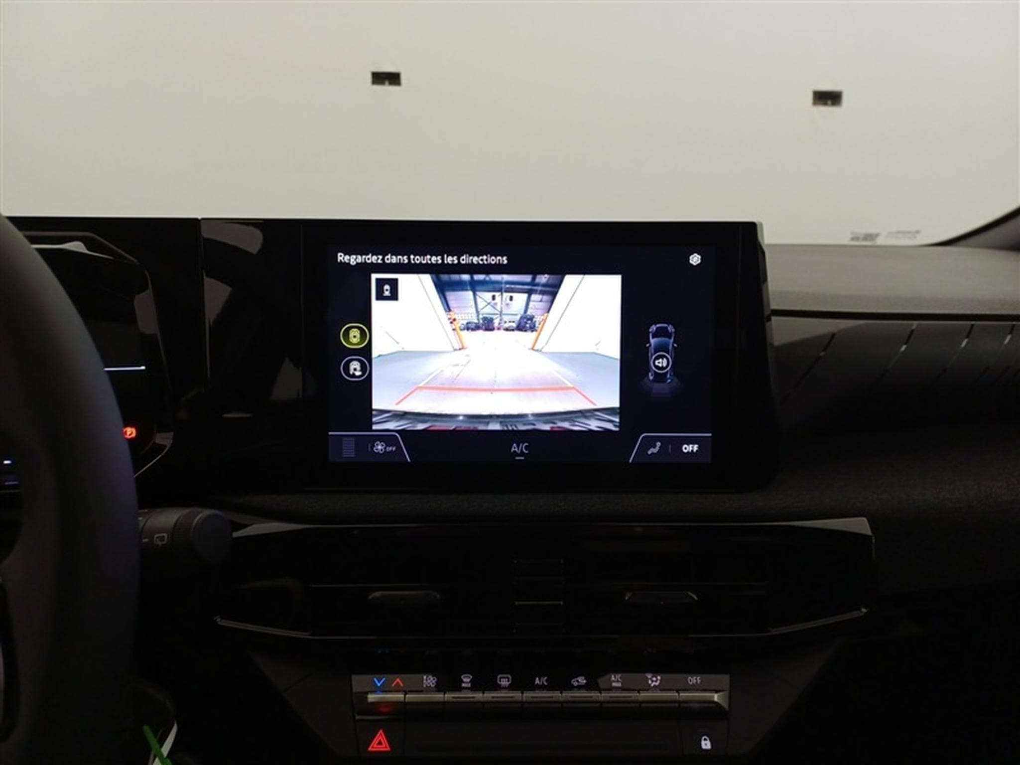 Renault Clio 1.2 TCe 115cv Evolution CARPLAY / FULL LED / CAMERA (2026) - Photo 19