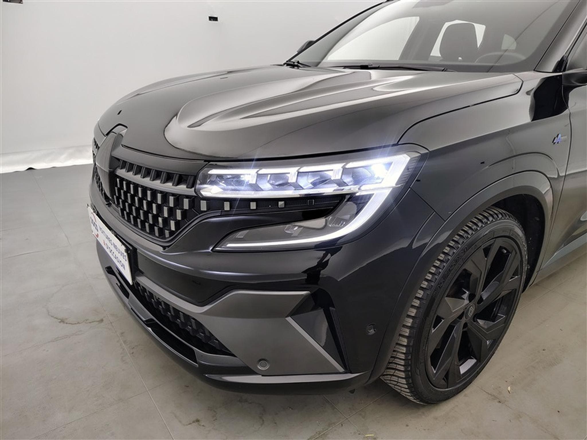 Renault Espace E-Tech FHEV 200 Esprit Alpine 7PL / NAVI / FULL LED / ALU (2024) - Foto 15