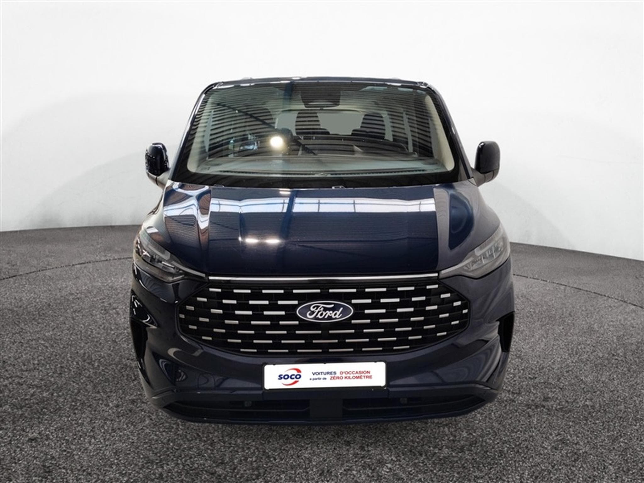 Ford Tourneo 2.0 TDCi 136cv L2H1 9pl. NAVI / CLIM AUTO / CAMERA / JA 17" (2024) - Foto 4