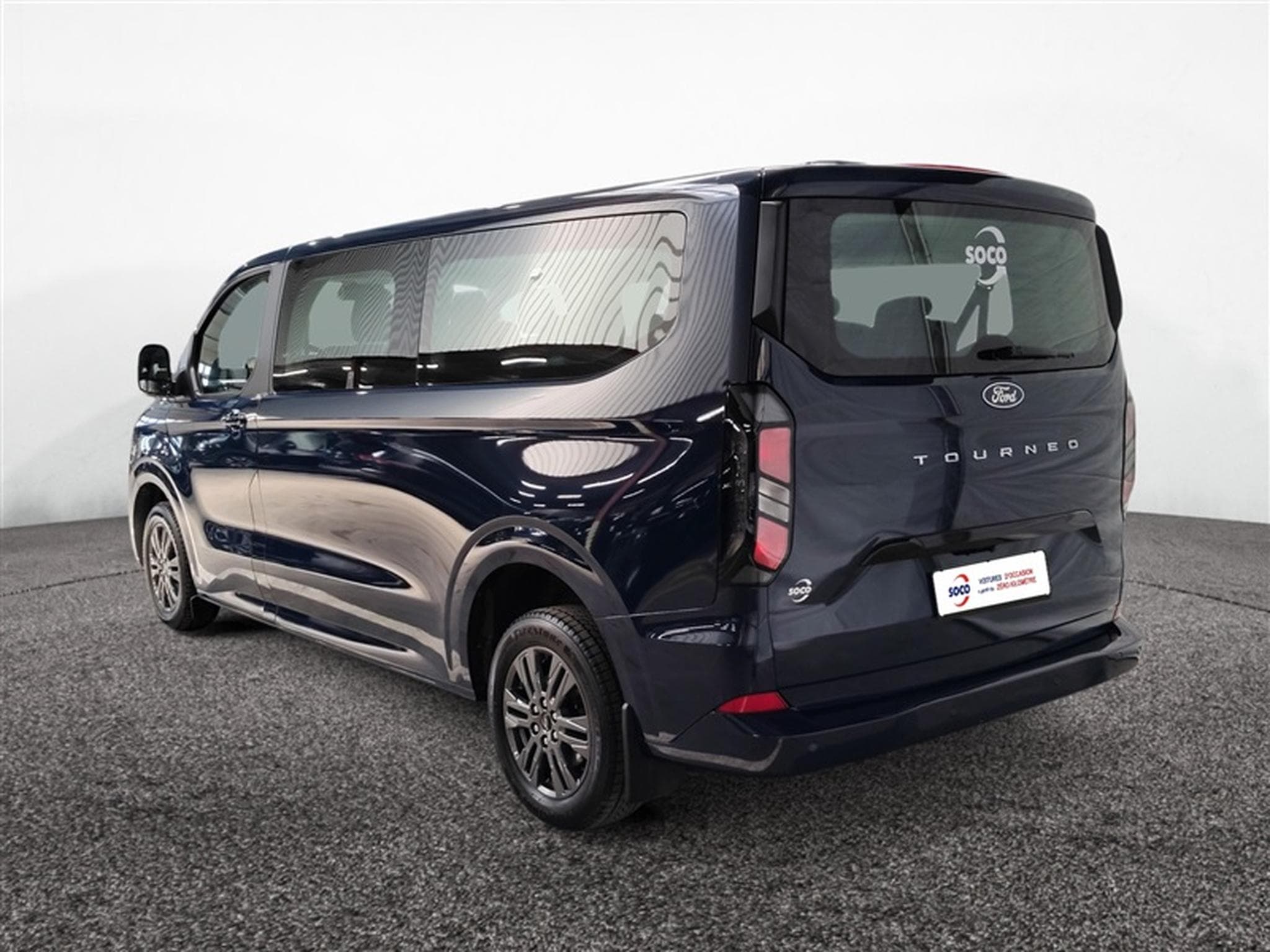 Ford Tourneo 2.0 TDCi 136cv L2H1 9pl. NAVI / CLIM AUTO / CAMERA / JA 17" (2024) - Foto 2