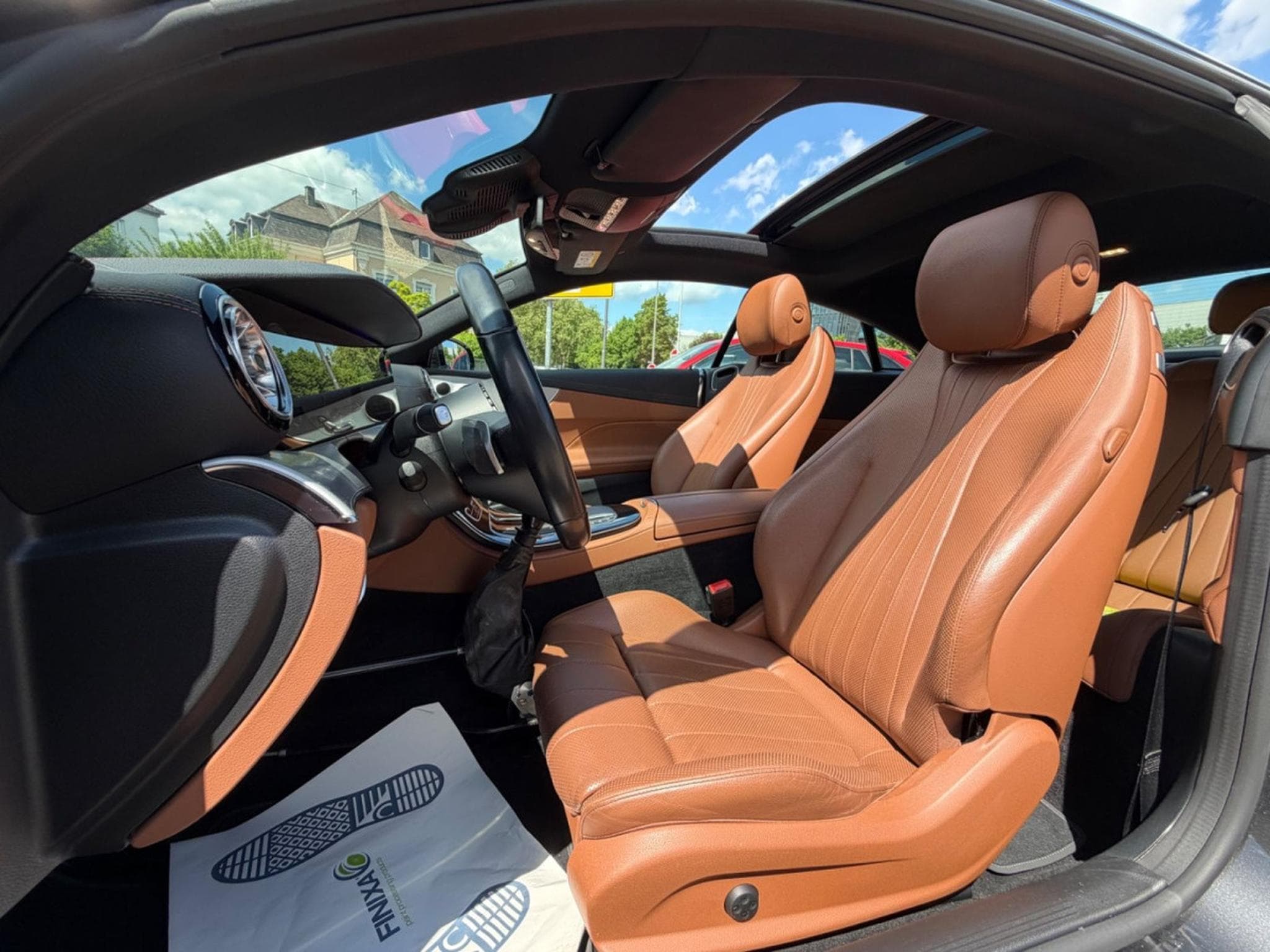 Mercedes E 400 d 4Matic Coupe (2020) - Photo 12