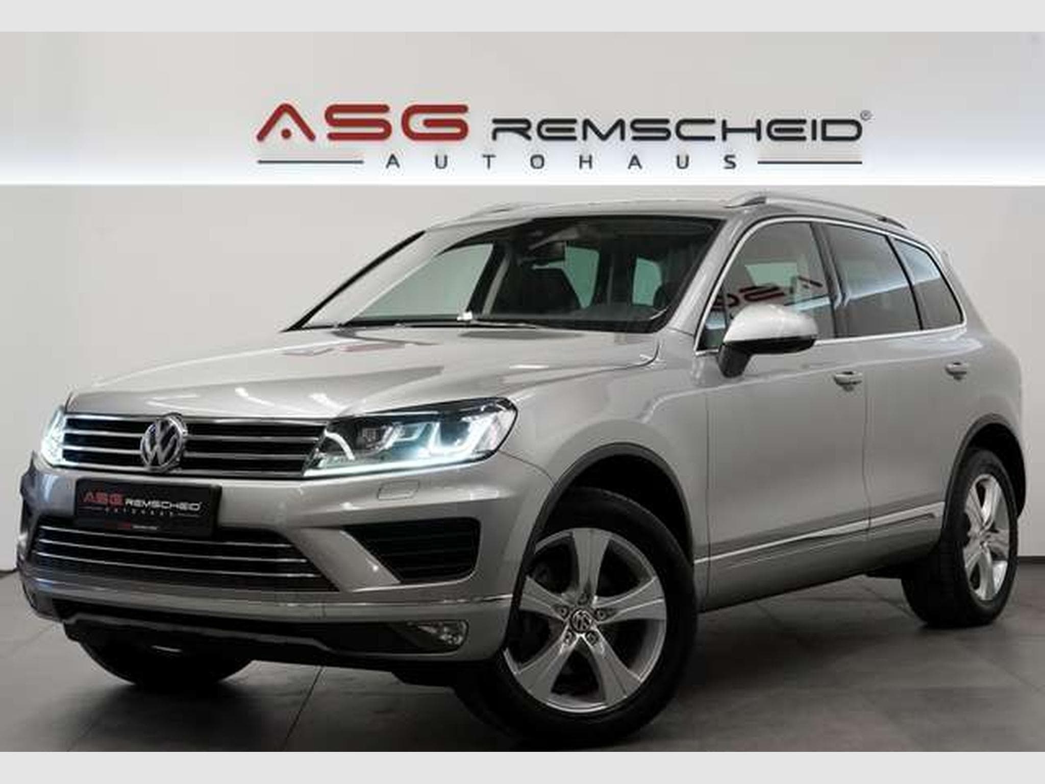 VW Touareg V6 TDI Terrain Tech 4M *19 *AHK *Leder (2015) - Photo 1