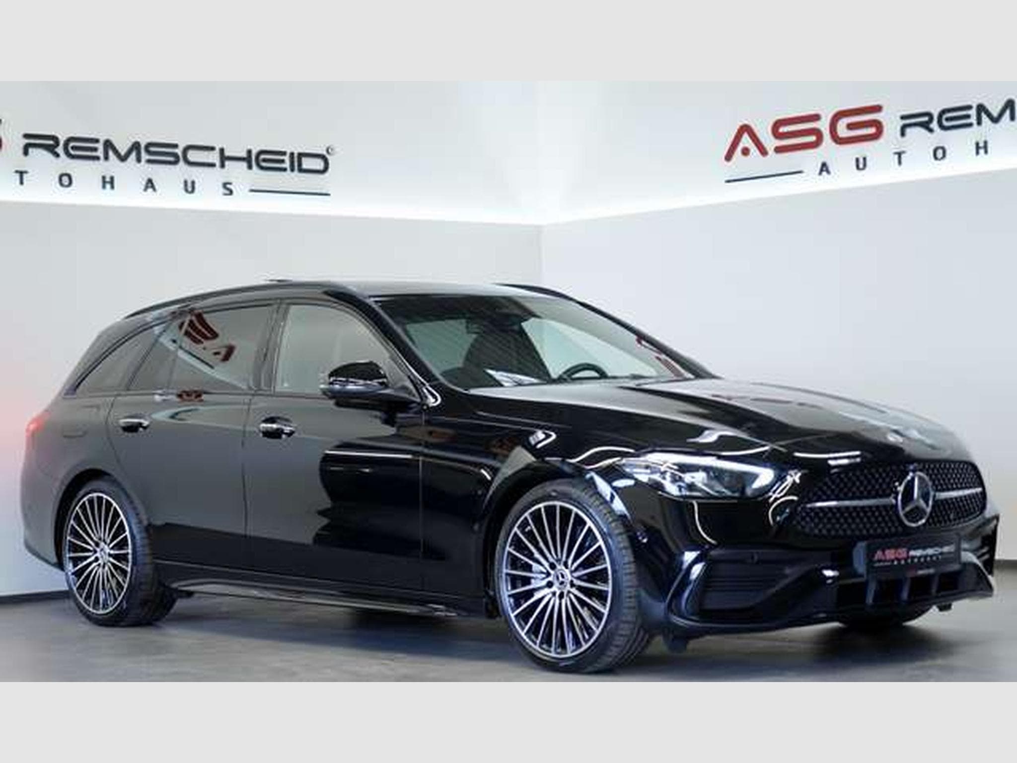 Mercedes C 300 T d AMG Line *2.HD*19*Distr.*Pano*Digital (2024) - Photo 5