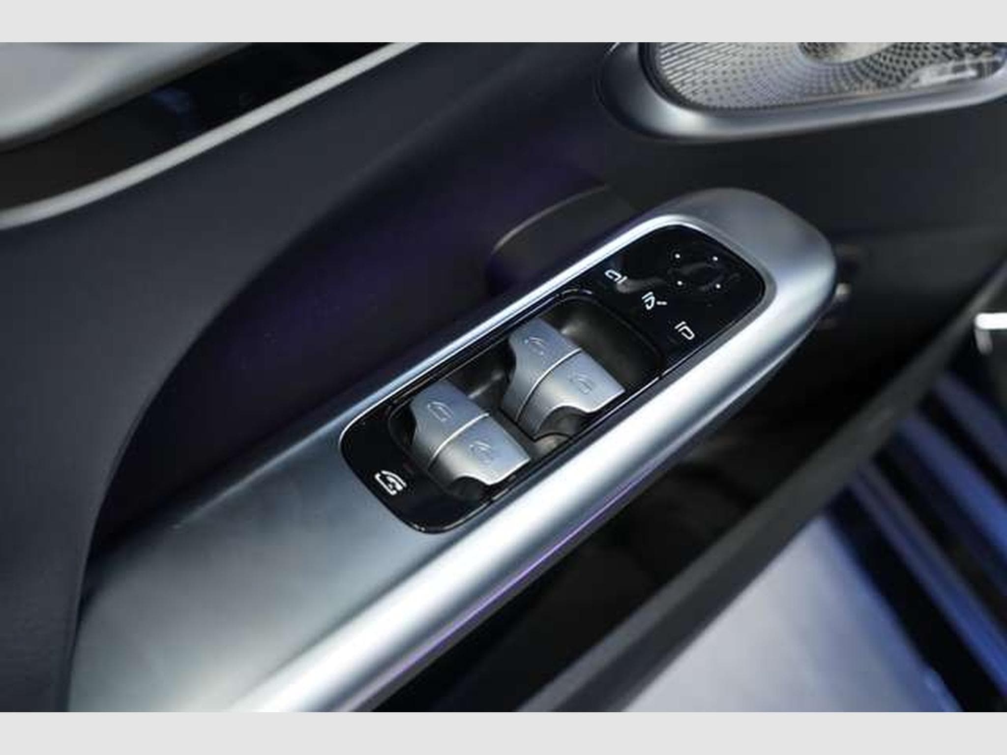 Mercedes C 300 T d AMG Line *2.HD*19*Distr.*Pano*Digital (2024) - Photo 21