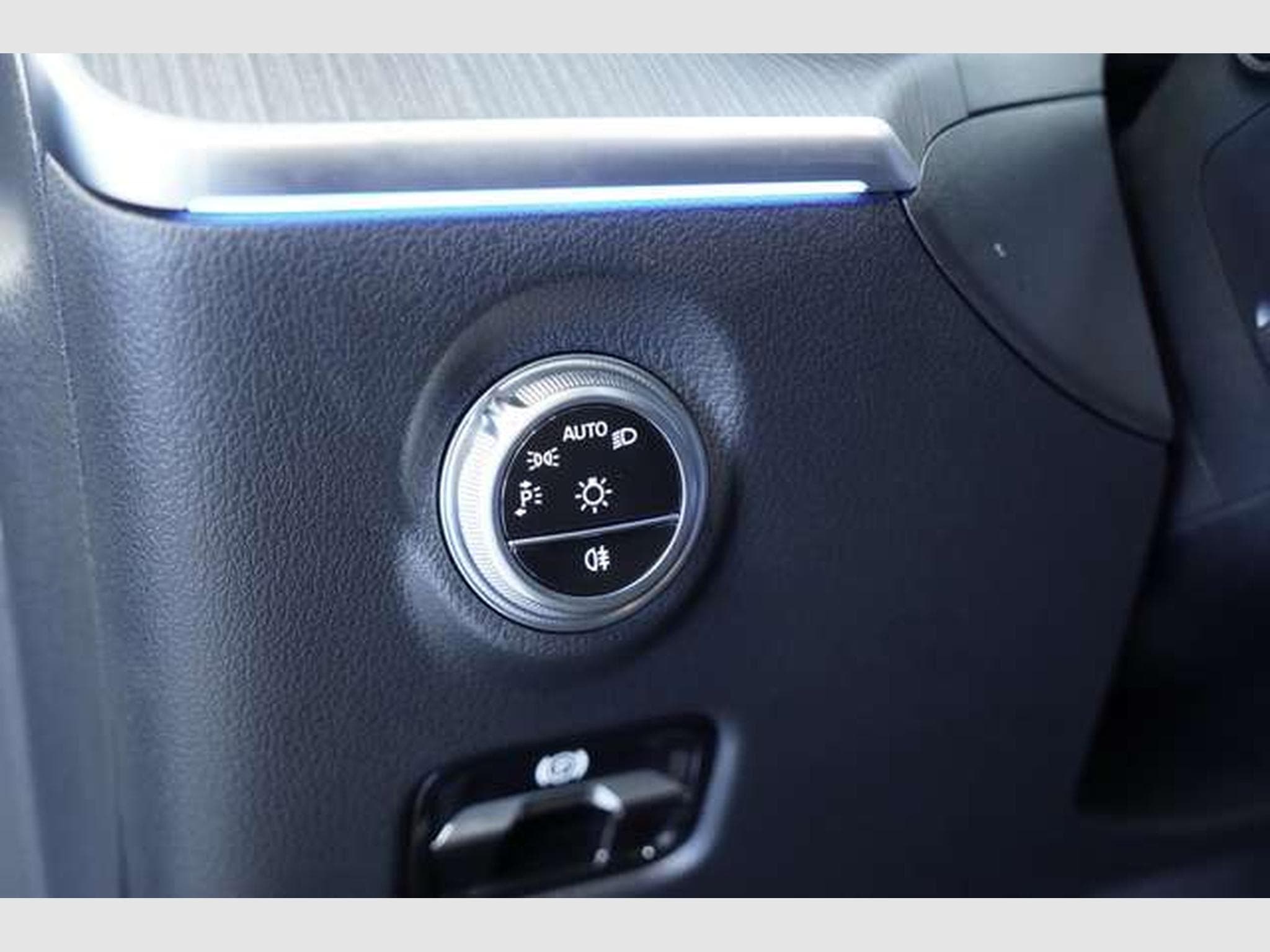 Mercedes C 300 T d AMG Line *2.HD*19*Distr.*Pano*Digital (2024) - Photo 27