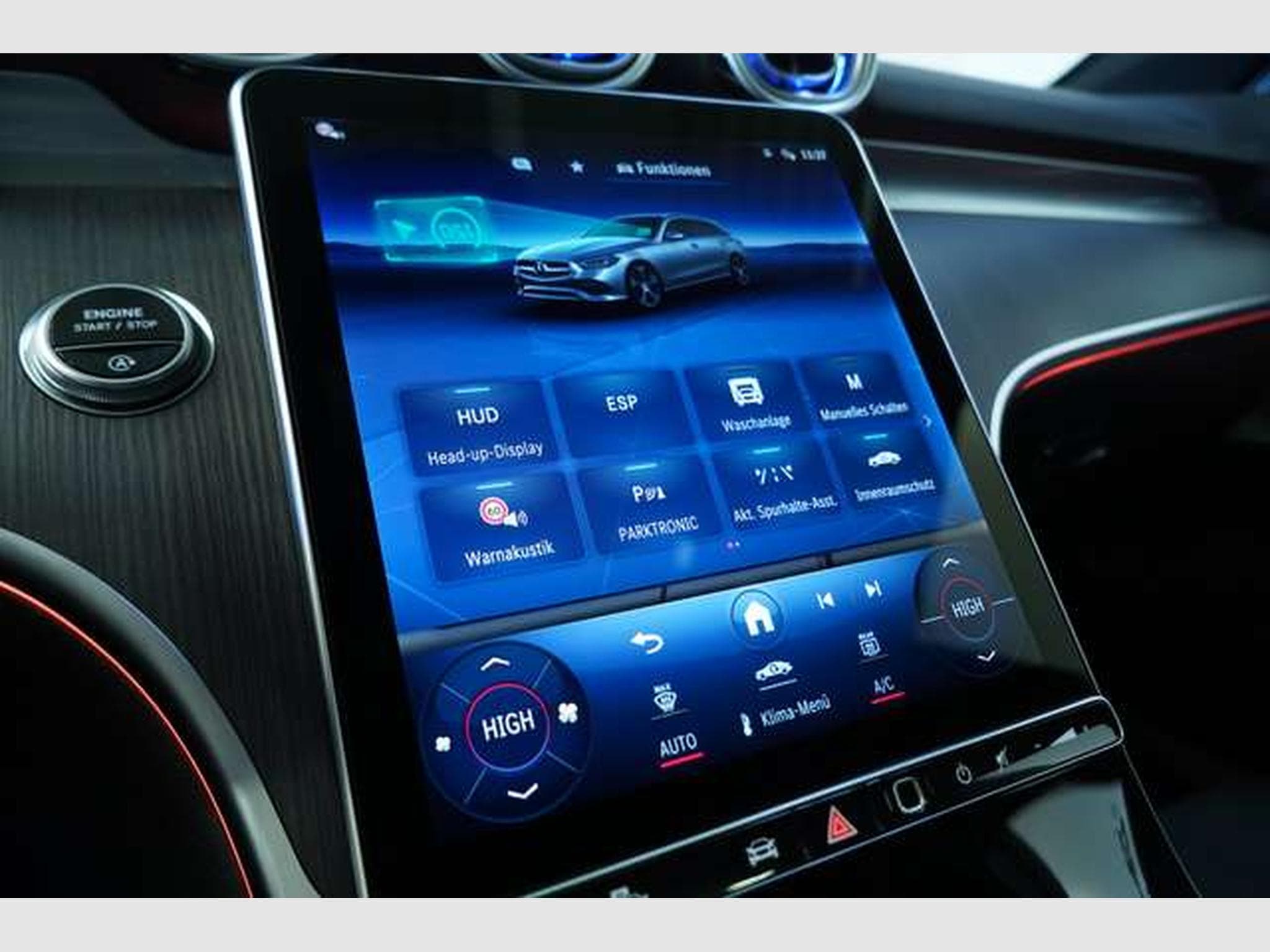 Mercedes C 300 T d AMG Line *2.HD*19*Distr.*Pano*Digital (2024) - Photo 36
