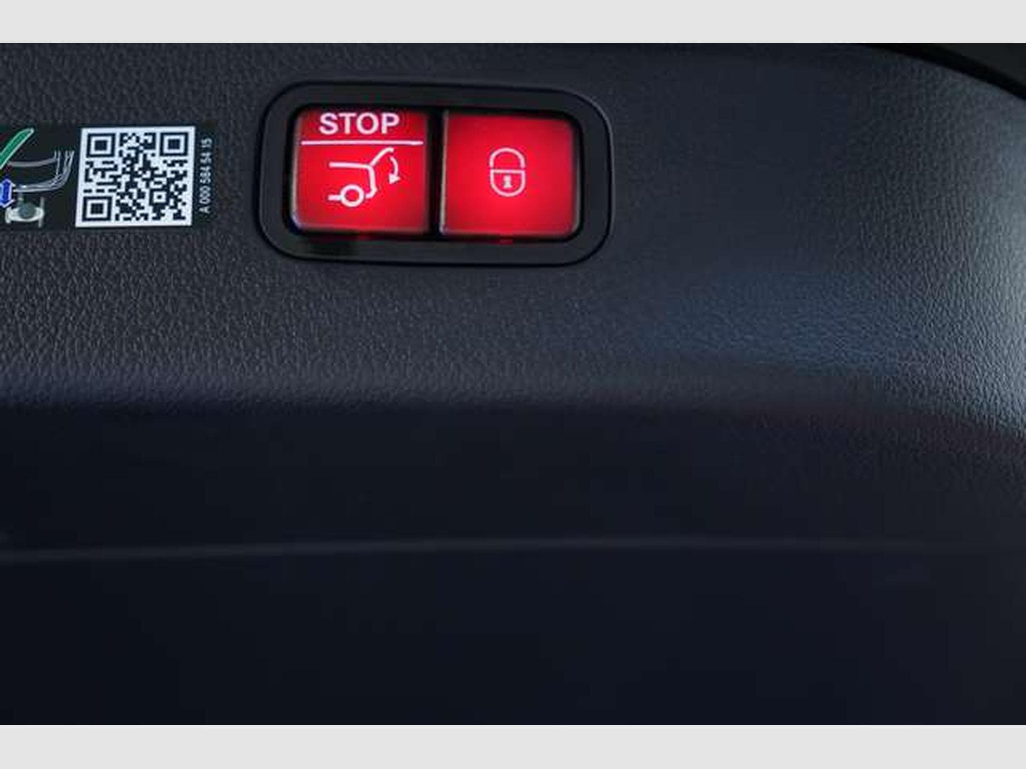 Mercedes C 300 T d AMG Line *2.HD*19*Distr.*Pano*Digital (2024) - Photo 47