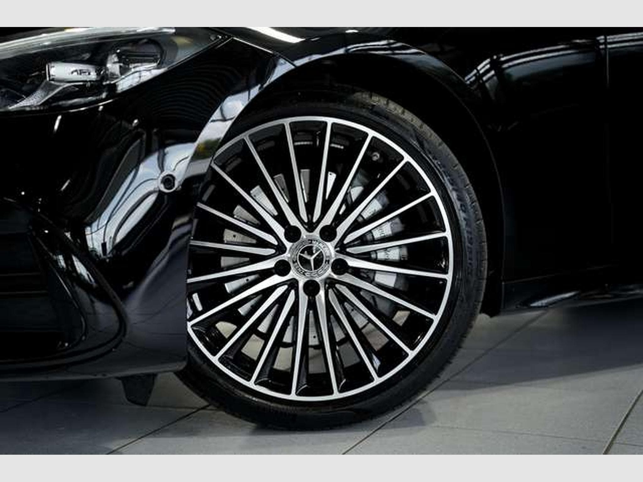 Mercedes C 300 d T AMG Line *2.H *19*Distr.*Digital*Pano (2024) - Photo 2