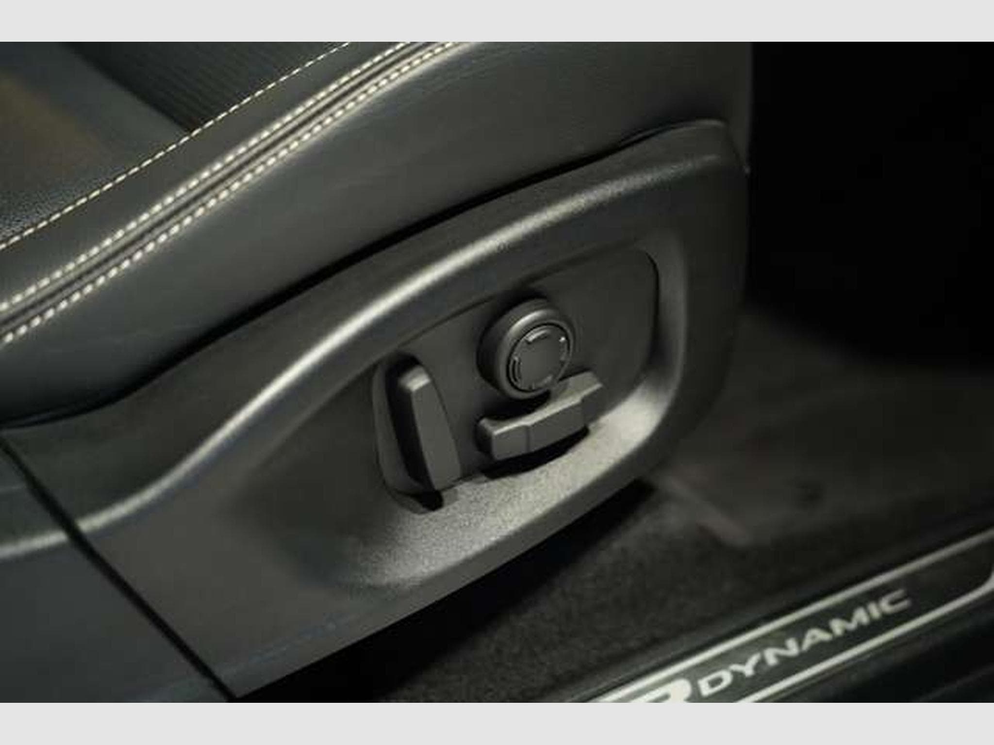Jaguar E-Pace *2.H *360° *Pano *Memory (2022) - Photo 17