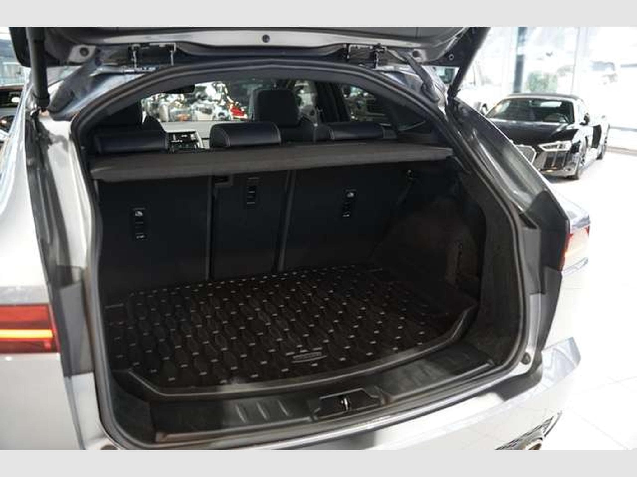 Jaguar E-Pace *2.H *360° *Pano *Memory (2022) - Photo 37