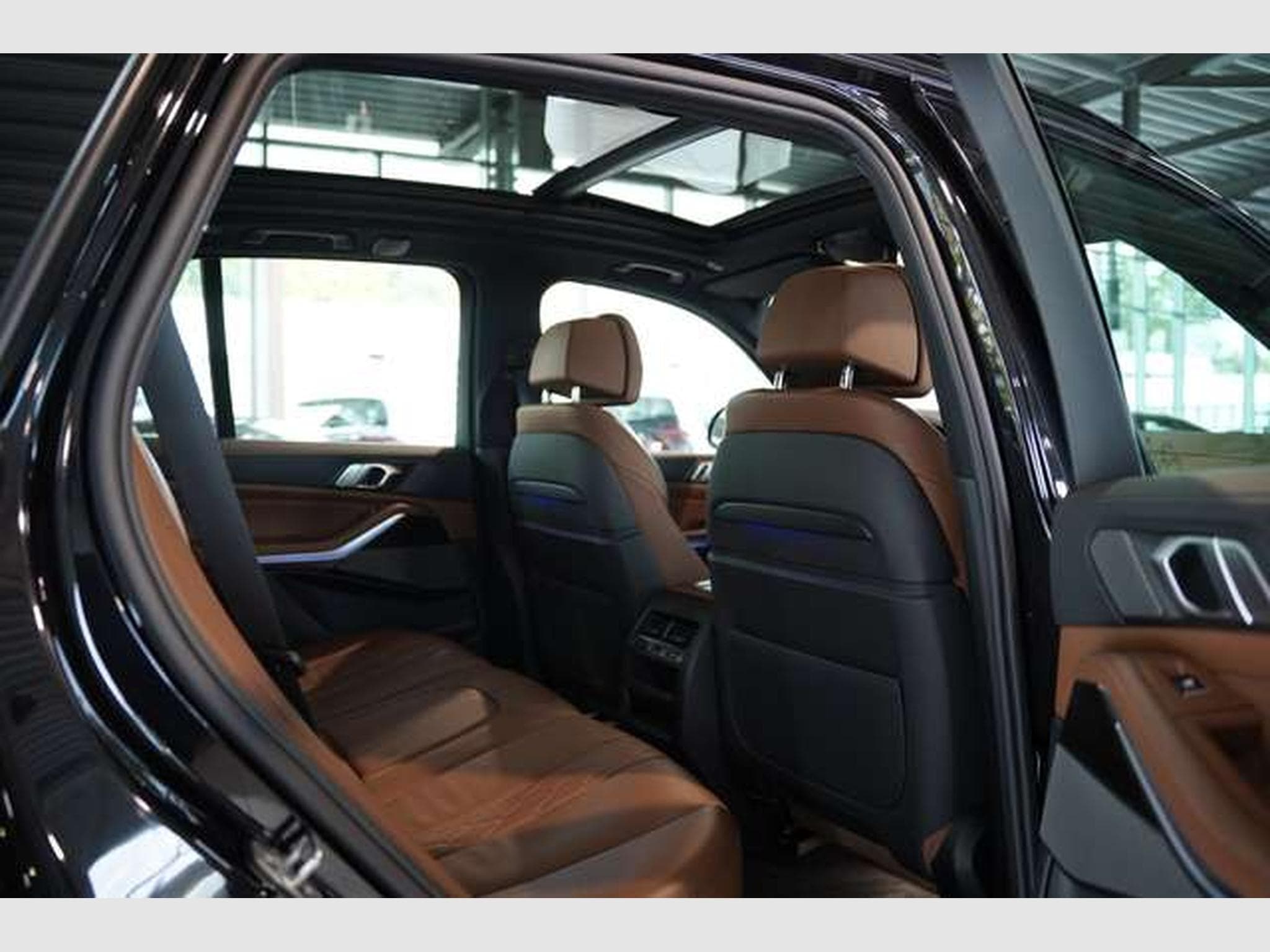 BMW X5M d *2.H *22 *Memory *Pano *Entertainment (2019) - Photo 27