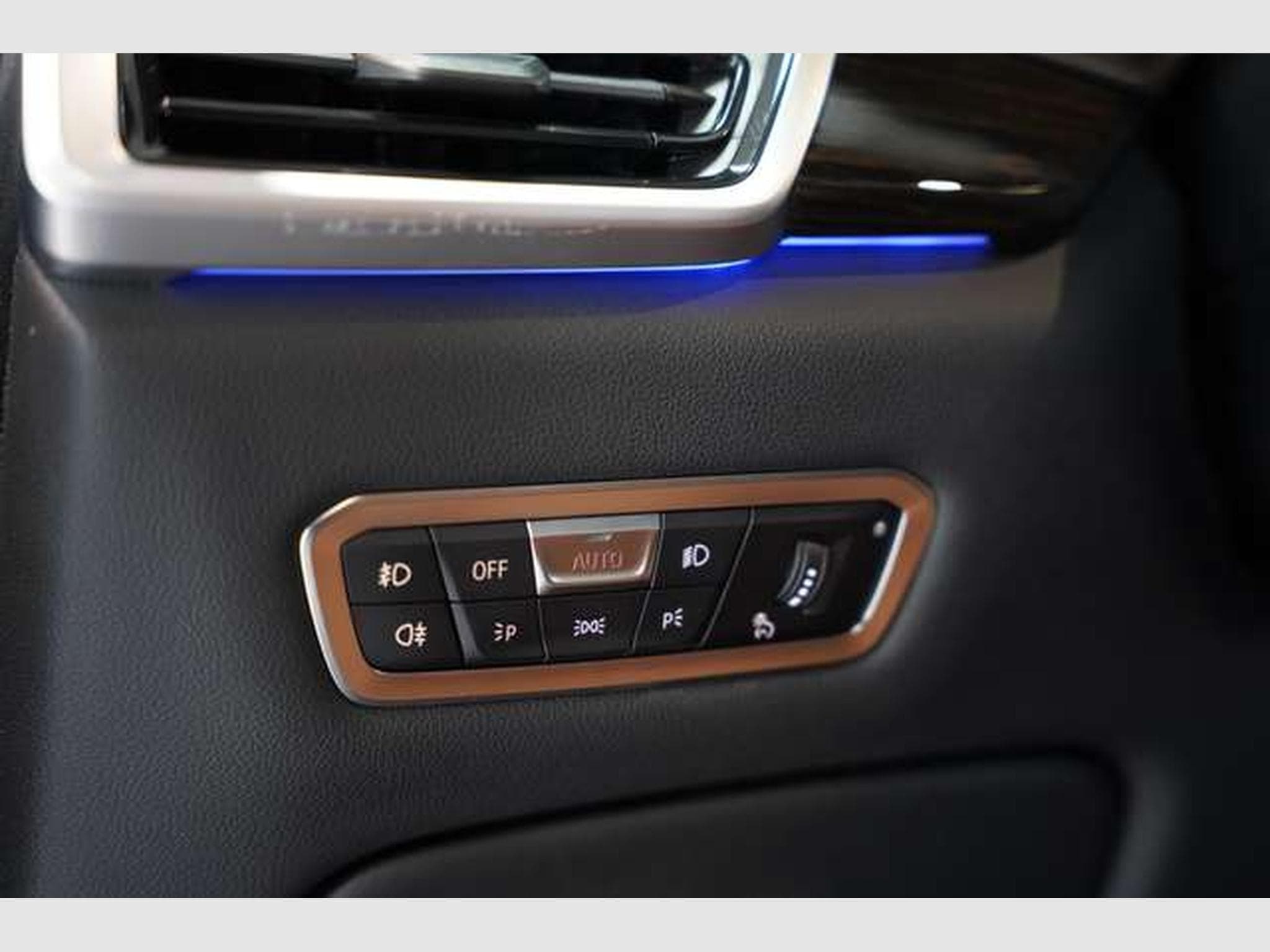 BMW X5M d *2.H *22 *Memory *Pano *Entertainment (2019) - Photo 33