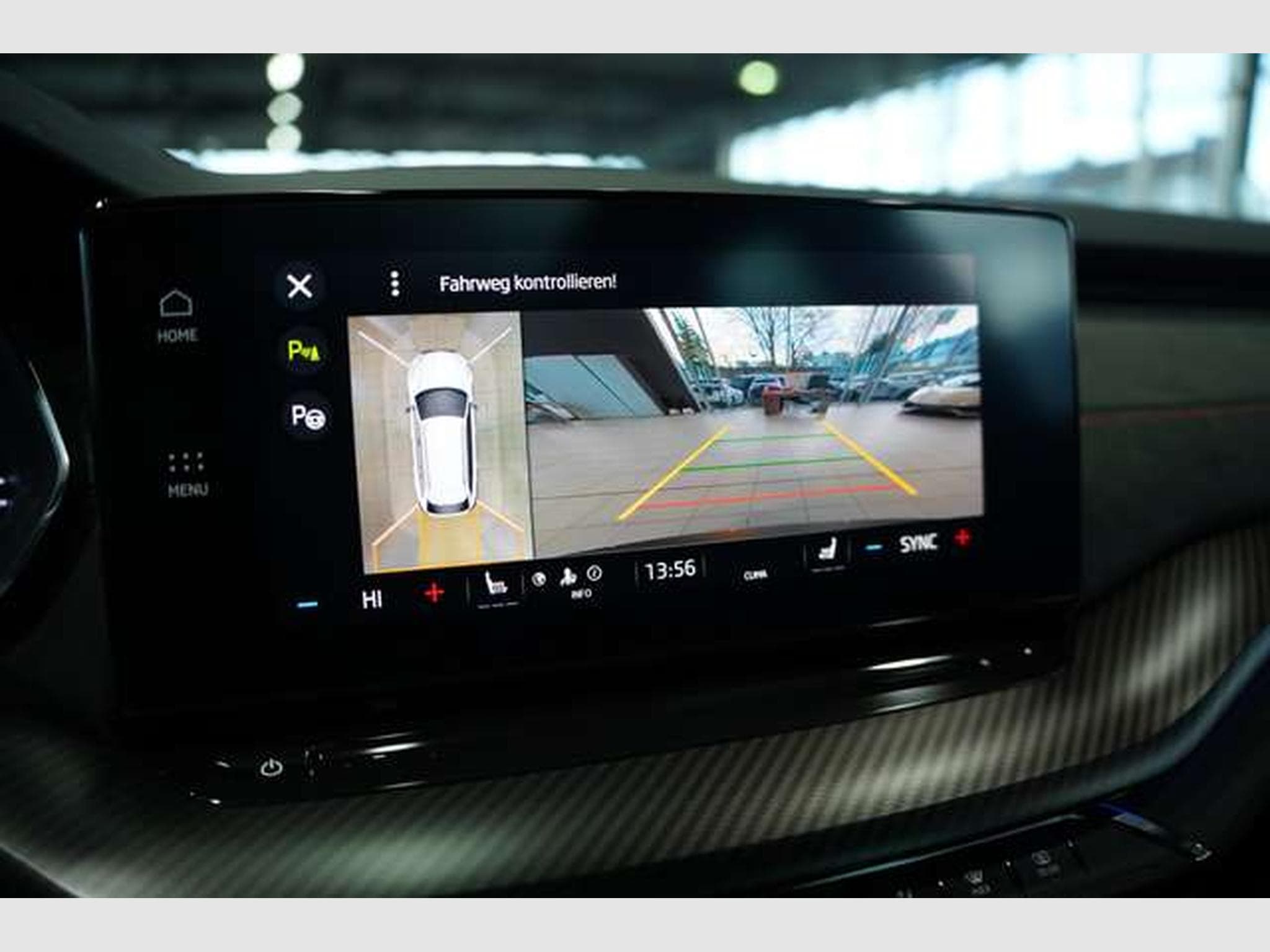 Skoda Octavia RS 4x4 *1.H *19 *Virtual*Pano*AHK*360° (2024) - Photo 15