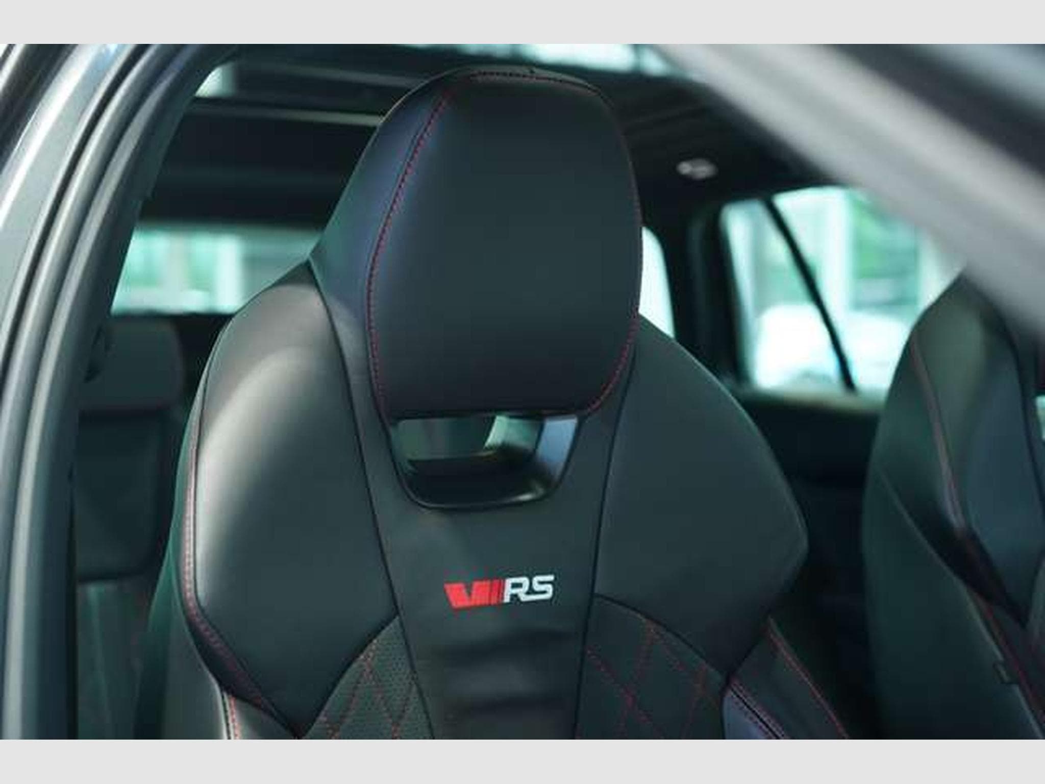 Skoda Octavia RS 4x4 *1.H *19 *Virtual*Pano*AHK*360° (2024) - Photo 18