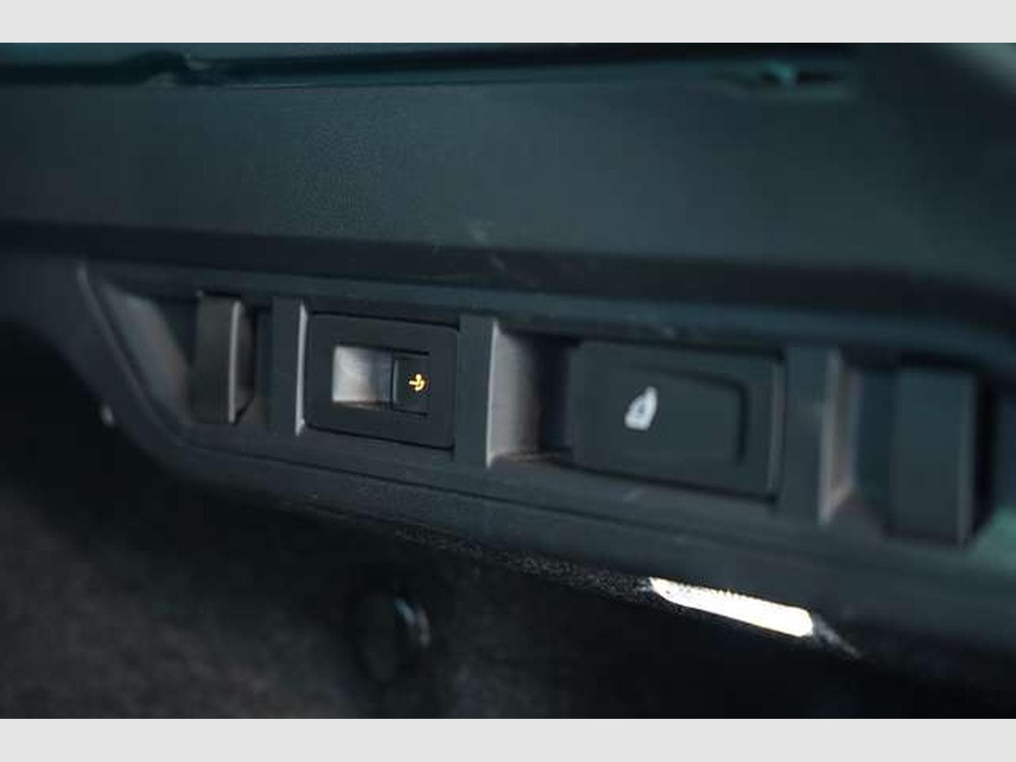 Skoda Octavia RS 4x4 *1.H *19 *Virtual*Pano*AHK*360° (2024) - Photo 46