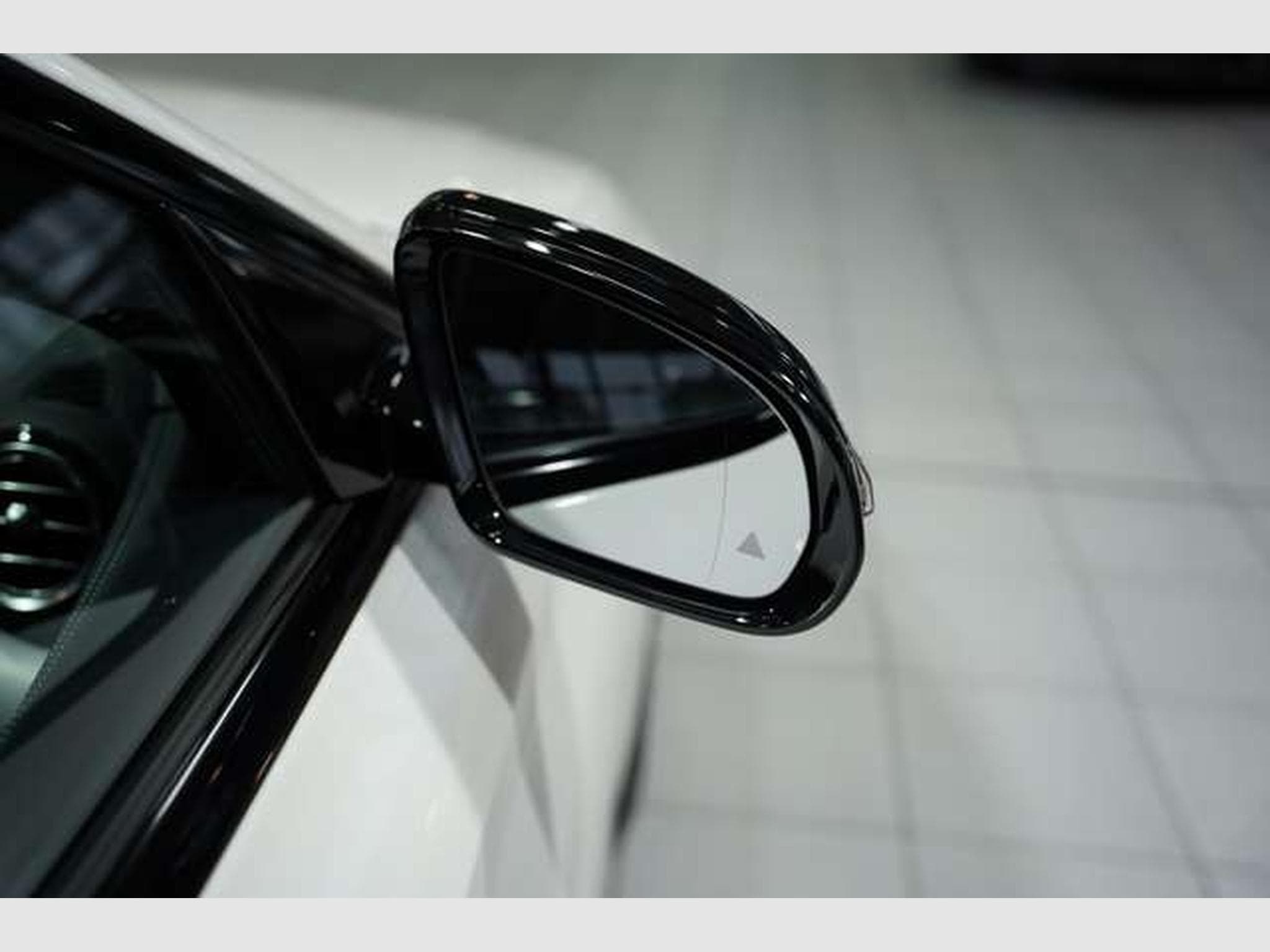 Mercedes E 400 d T 4M AMG Line *2.H *Distr.*Pano*H-UP*AHK (2018) - Photo 13