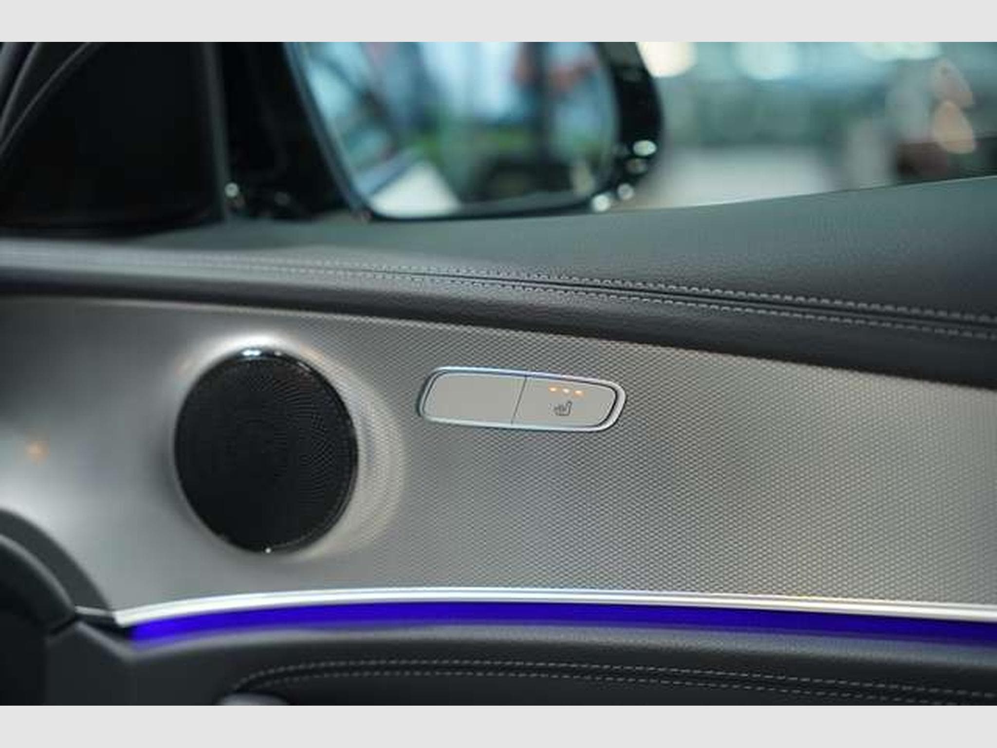 Mercedes E 400 d T 4M AMG Line *2.H *Distr.*Pano*H-UP*AHK (2018) - Photo 20